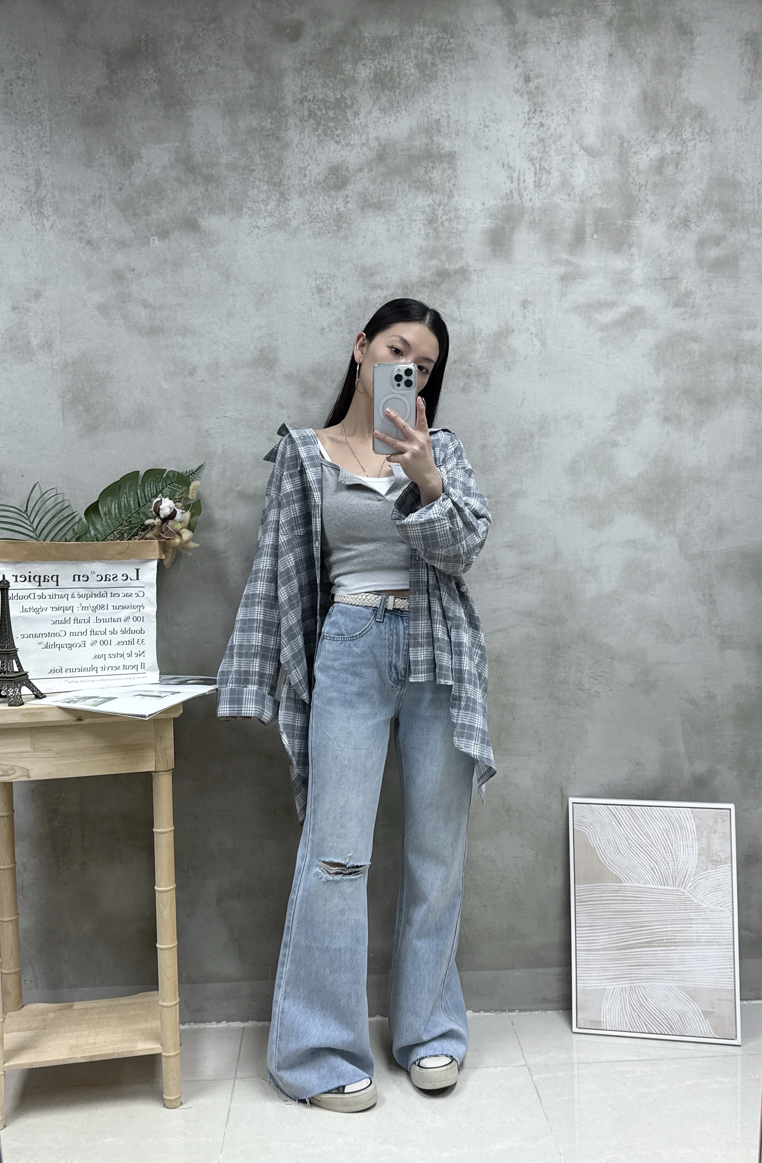 F19 後開叉格仔恤衫