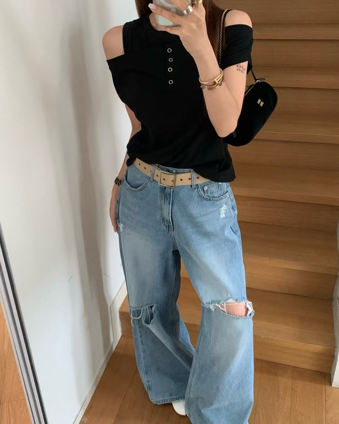 F12 假兩件啪鈕Top