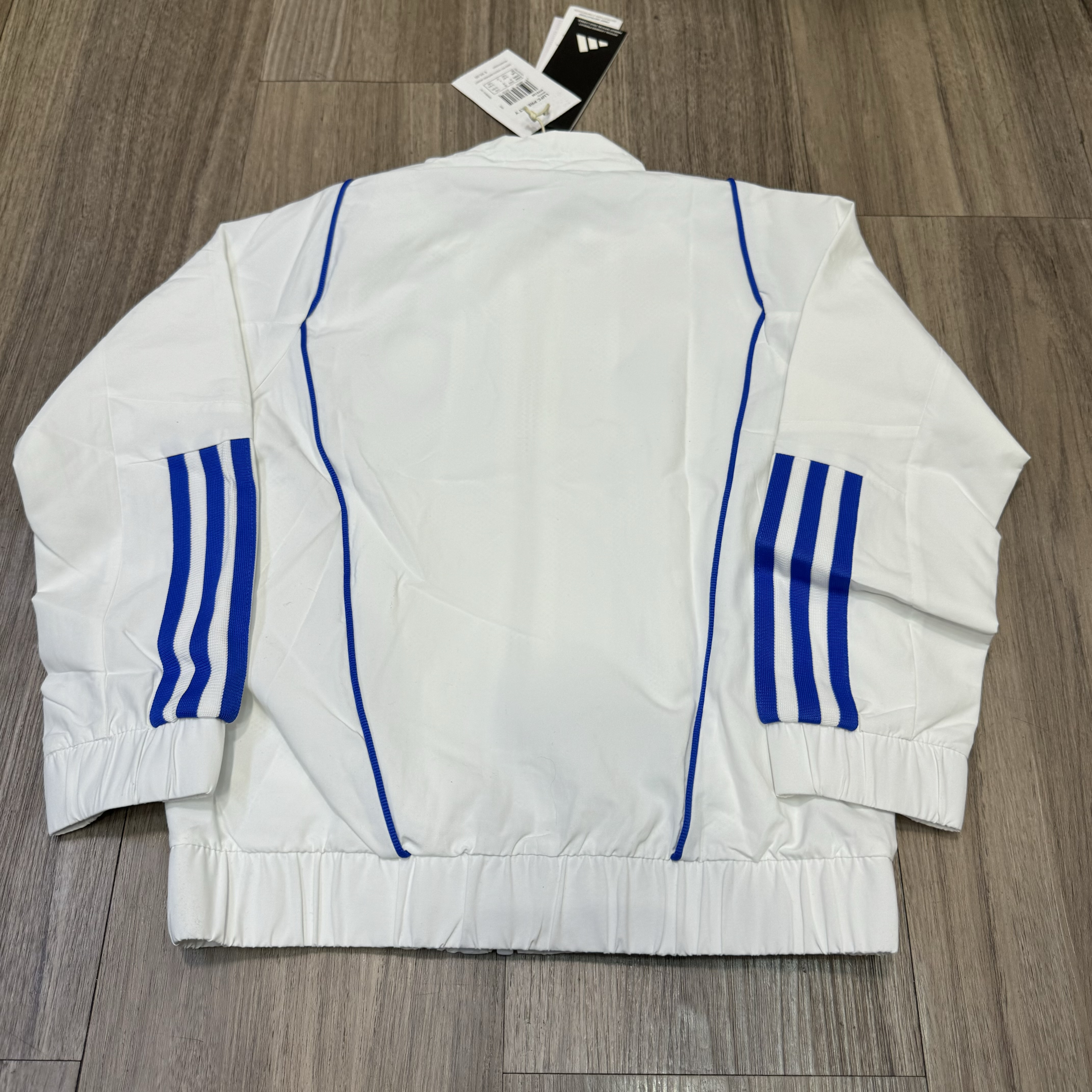 (Kids size)Leeds United training jacket (Bnwt)