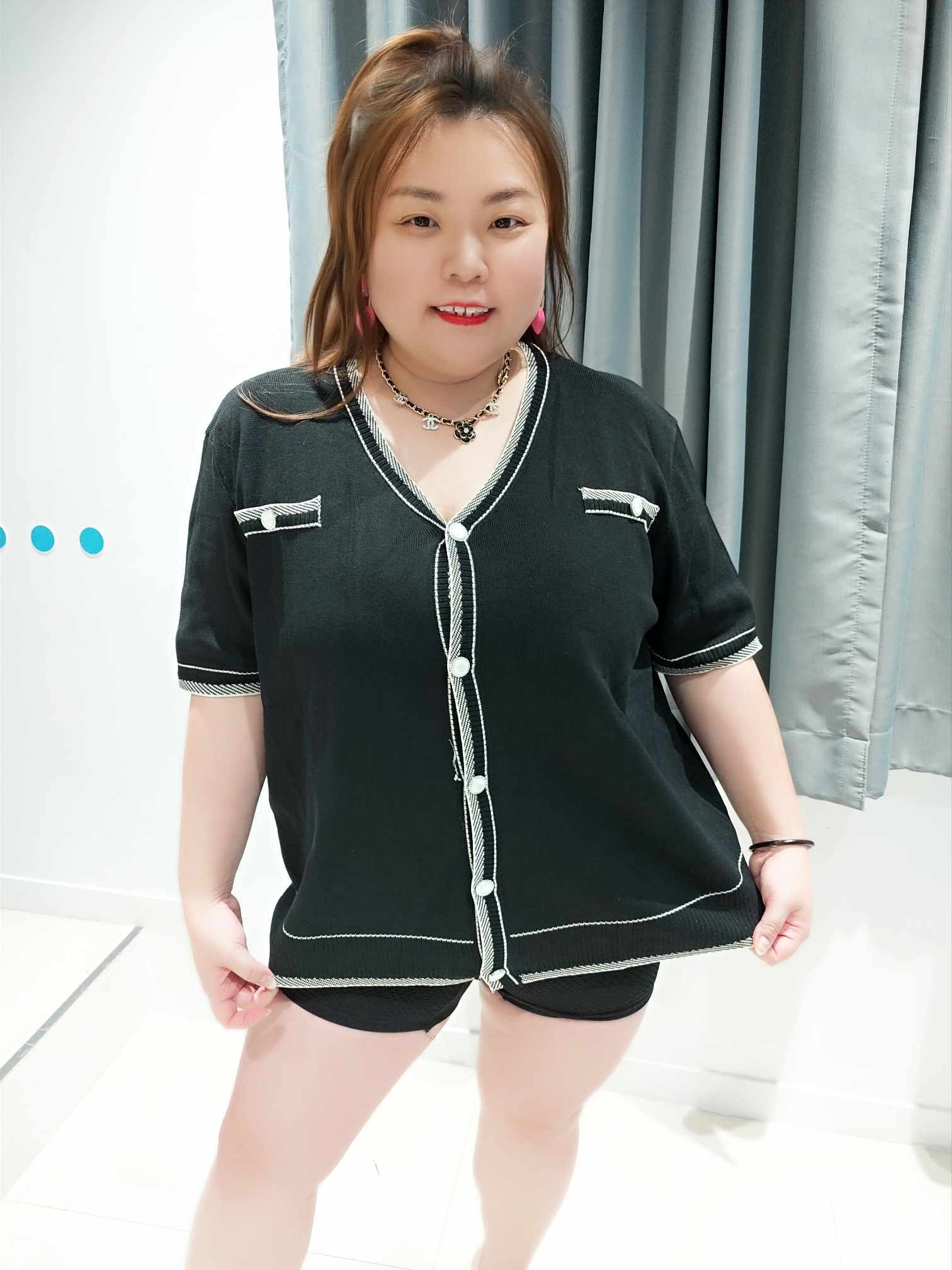 DSF04 拼小香风设计针织上衣