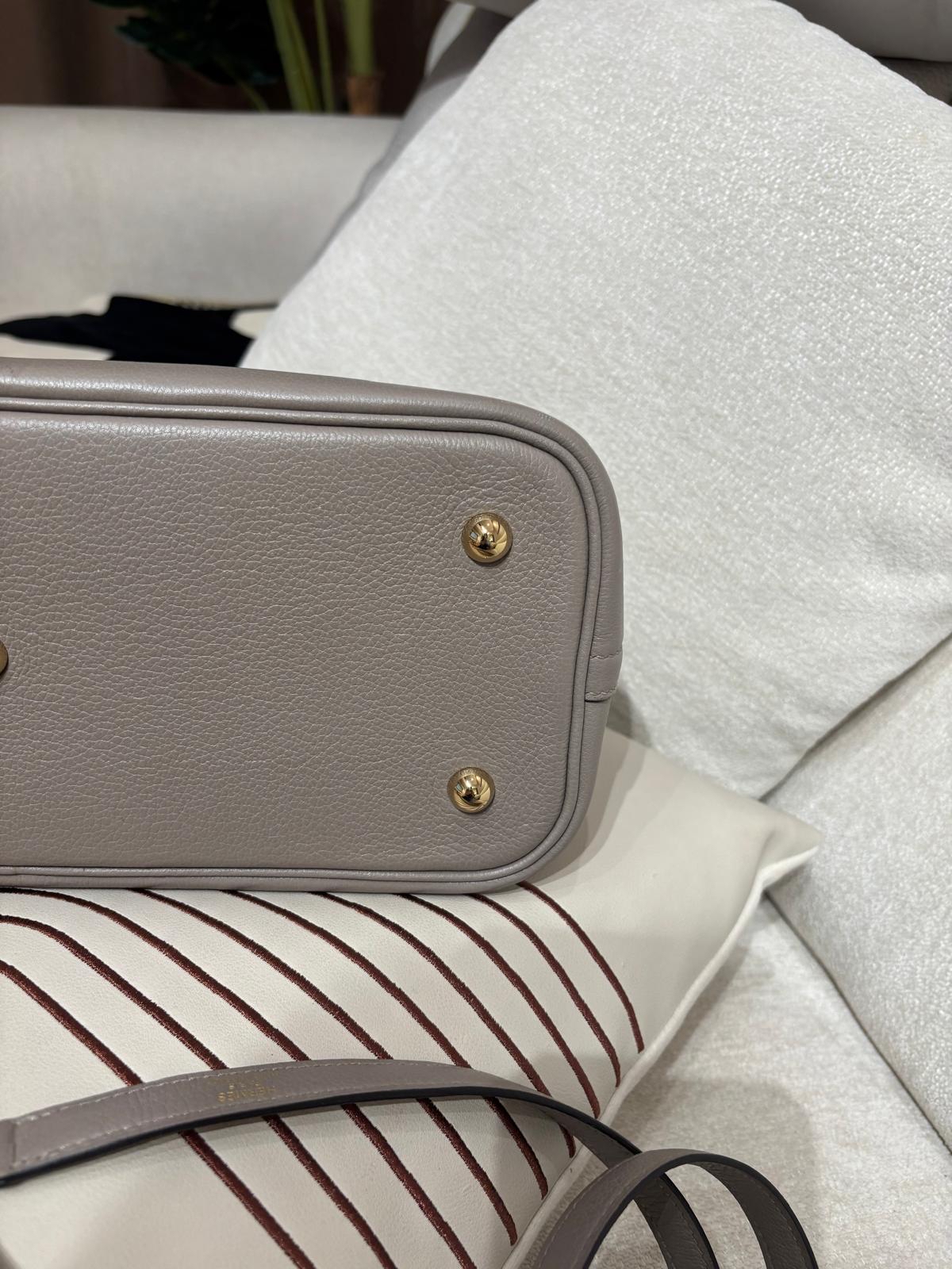 Hermes Bolide 1923 30 STAMP Y M8銀河灰 100%Authentic,98%new ✅key lock ✅dust bag✅box