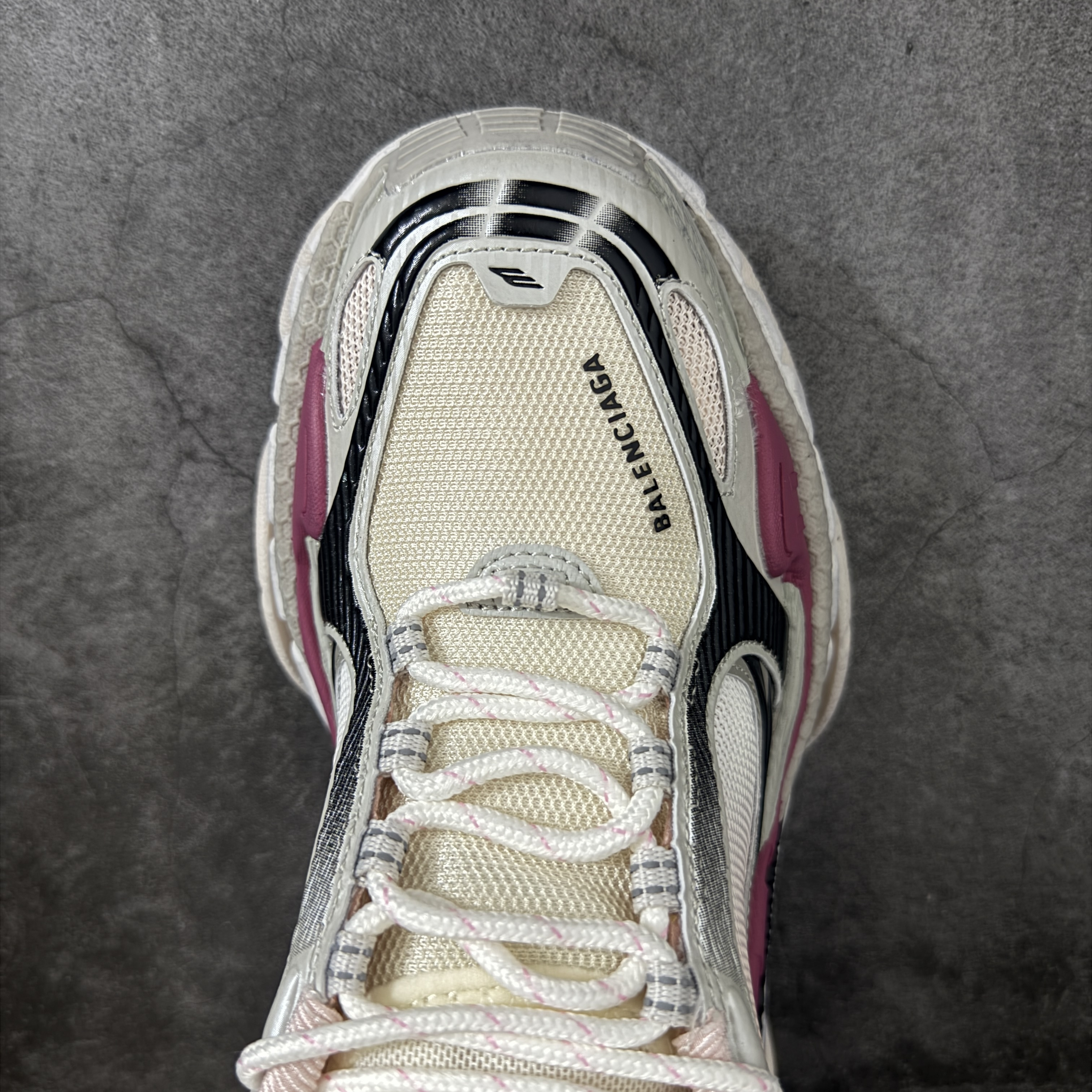 Balenciaga Triple S.2 Gradient 