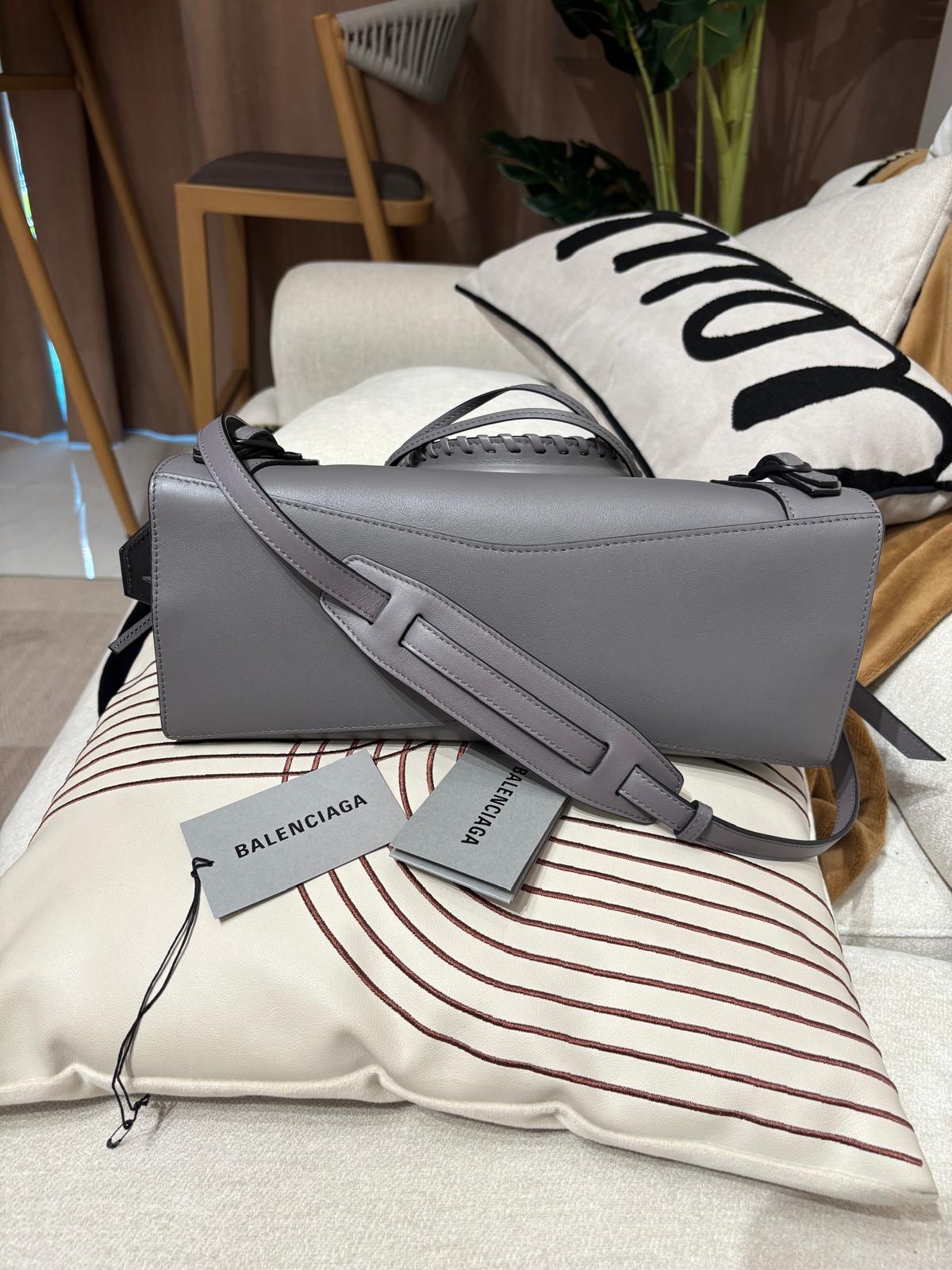 Balenciaga classic city calfskin 
