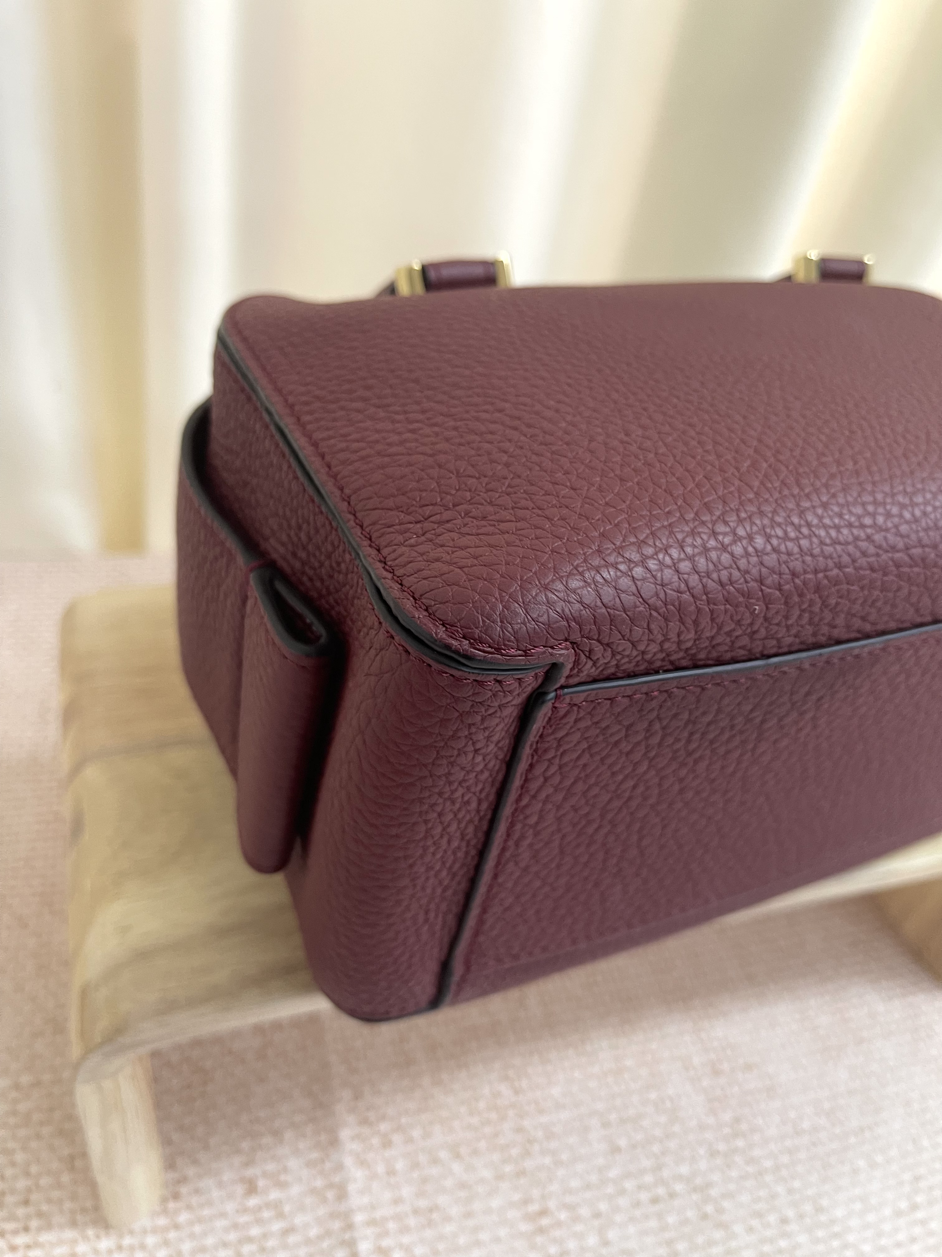 Pre-owned Delvaux Cool Box/ Product Code: 26021303