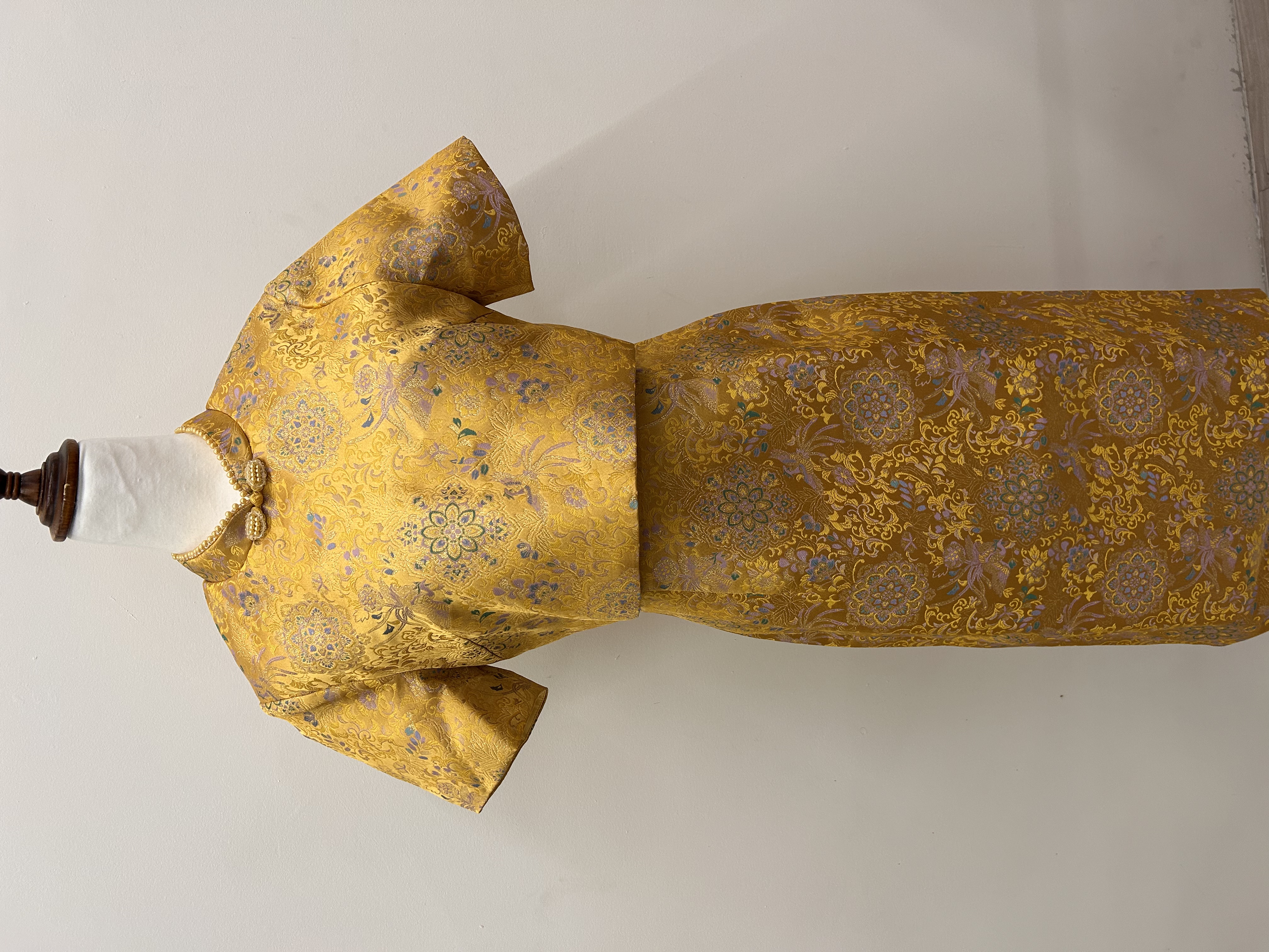 568.WB Csam Yellow Palace Layering Sleeve