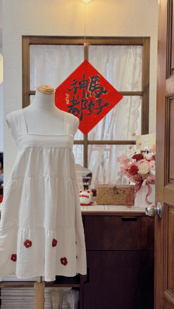 【限量定制款】 花落衣角棉麻连身裙