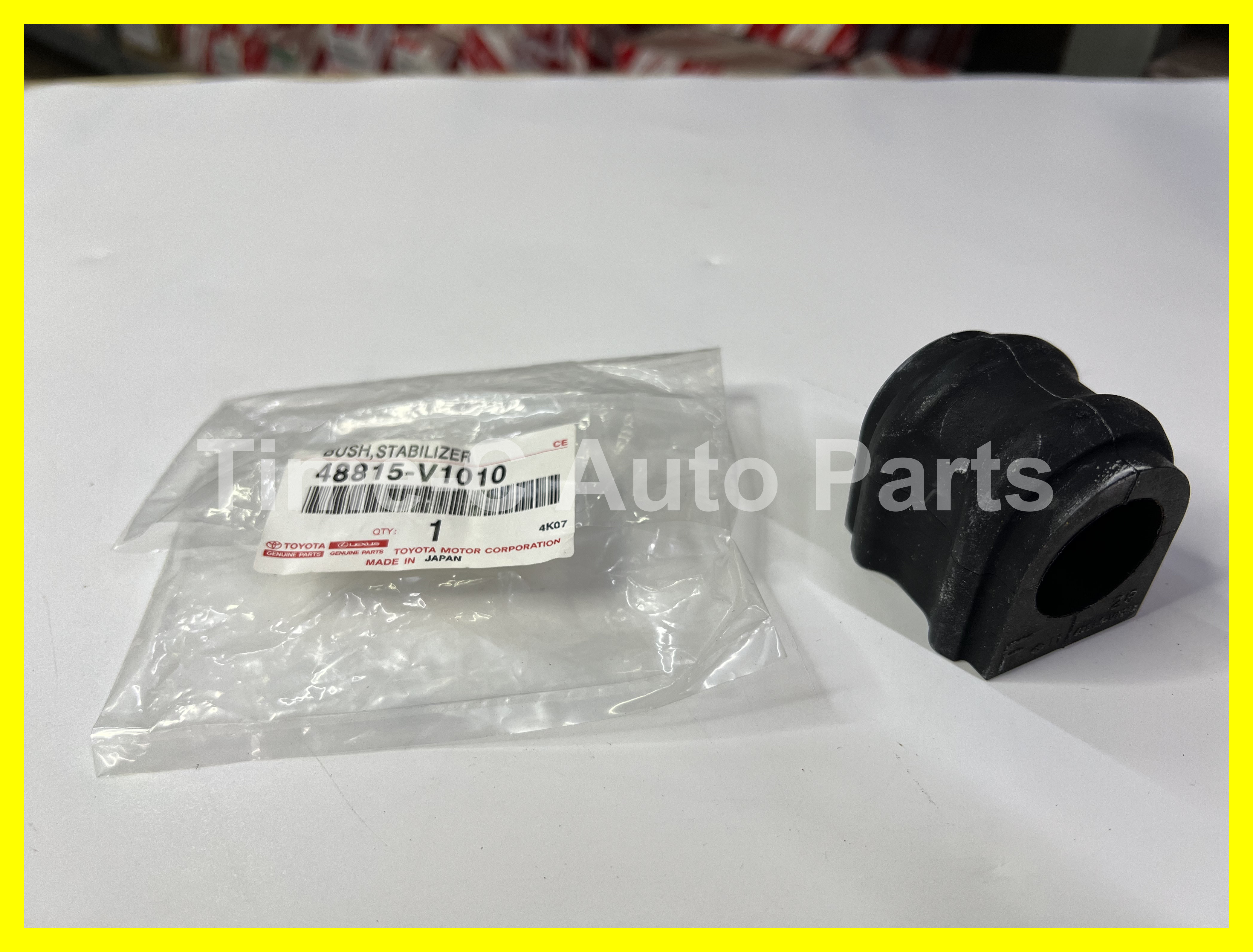蝦蘇膠 48815-V1010 - Toyota Noah Voxy 90系