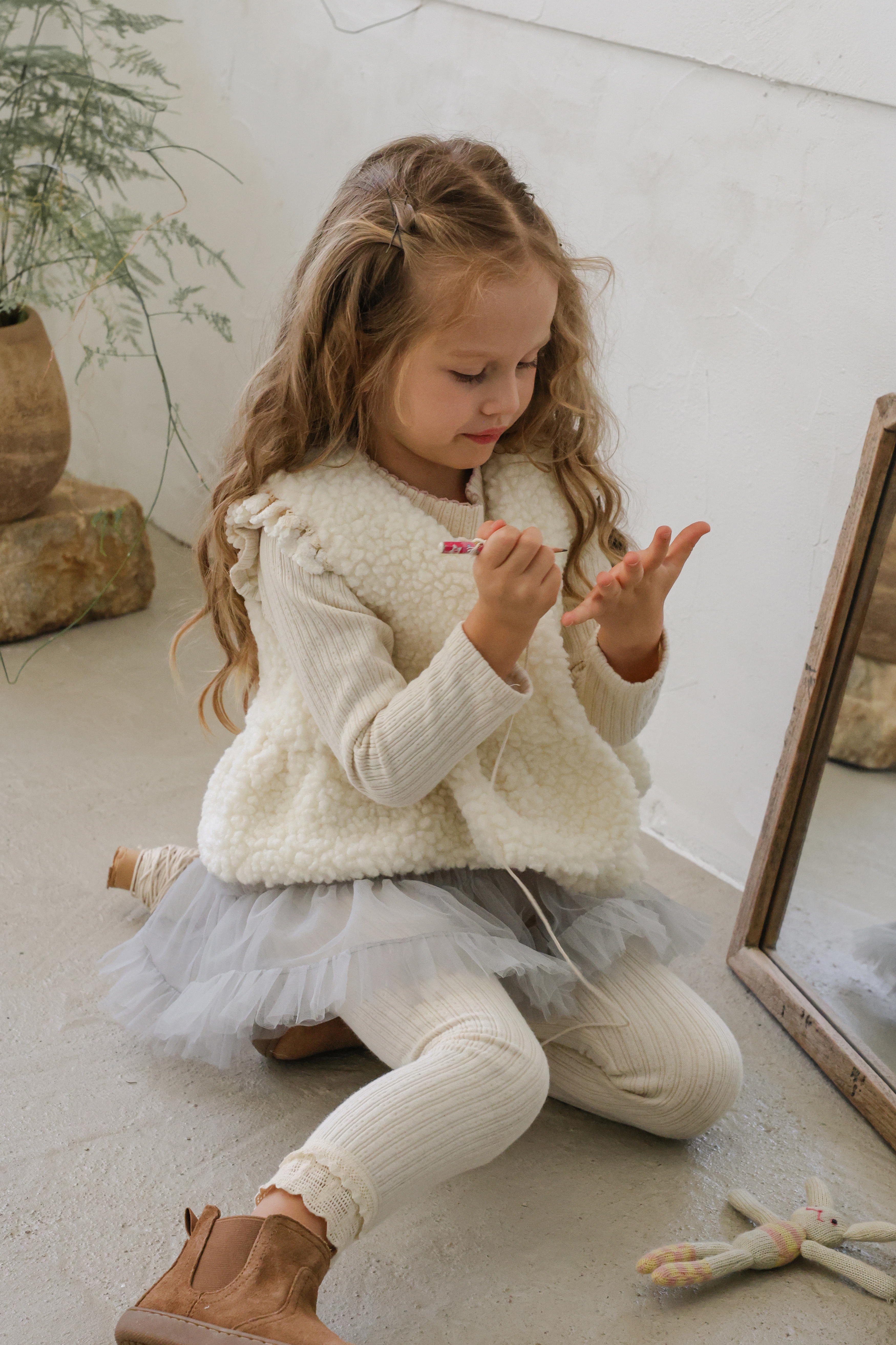 FLO | Pposong fur vest Cream