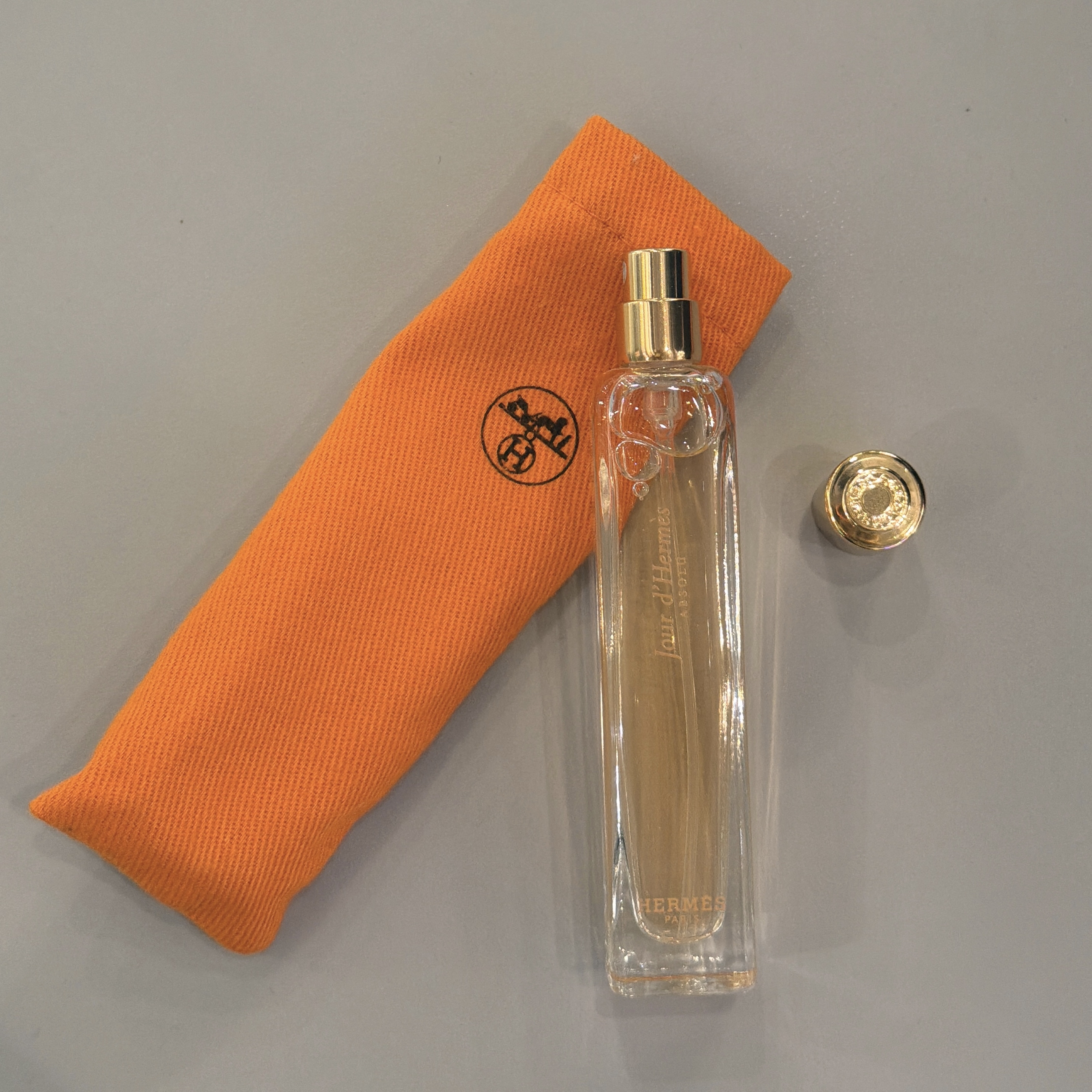 HERMES Jour d’hermes Absolu愛馬仕之旅光女士濃香水15ml (附橙色布袋）
