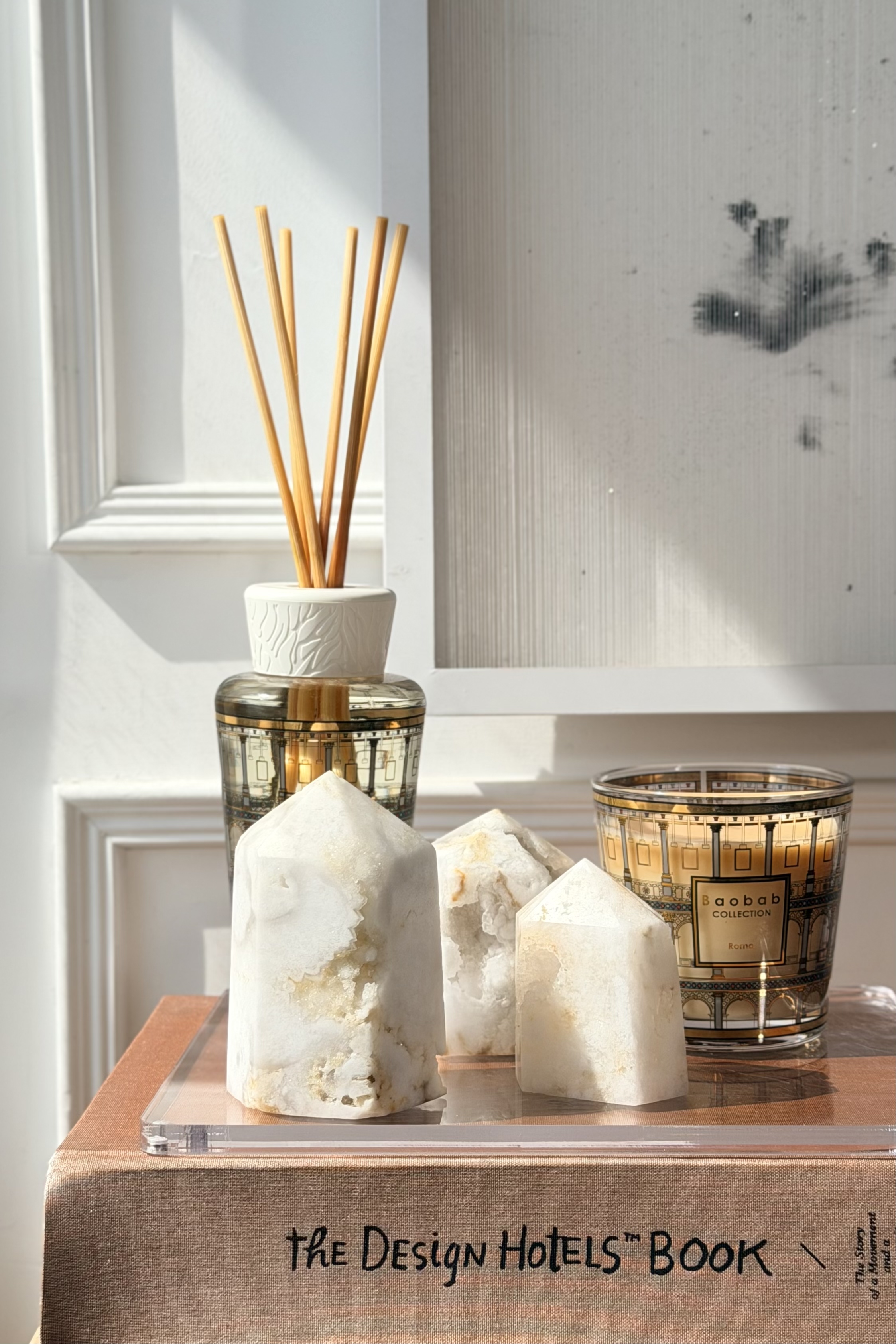  ༒10.6cm白晶洞晶牙六角柱༒   CQ.6002H2MGA79-RA1*63A