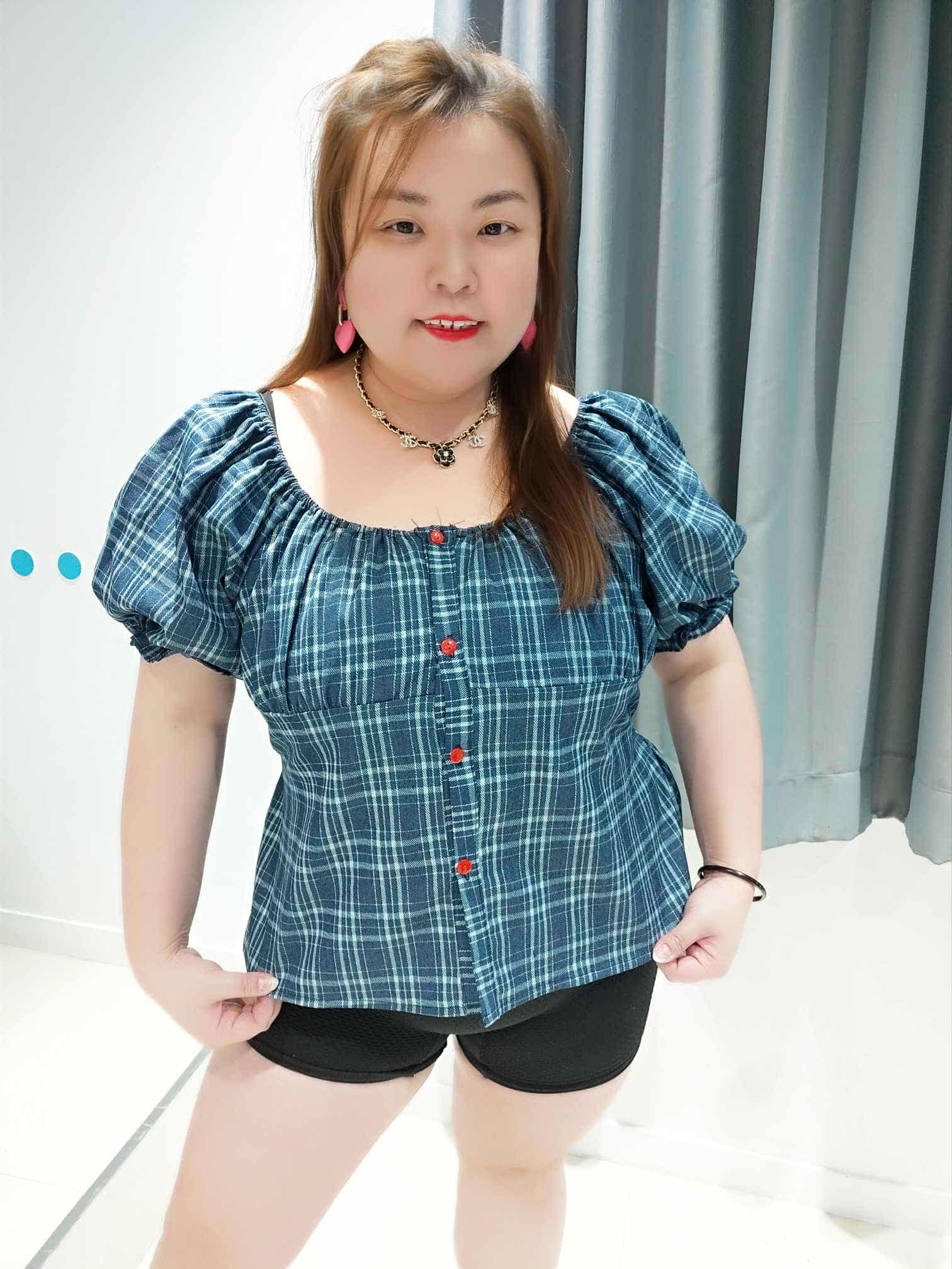 DSD11 格子U领设计上衣