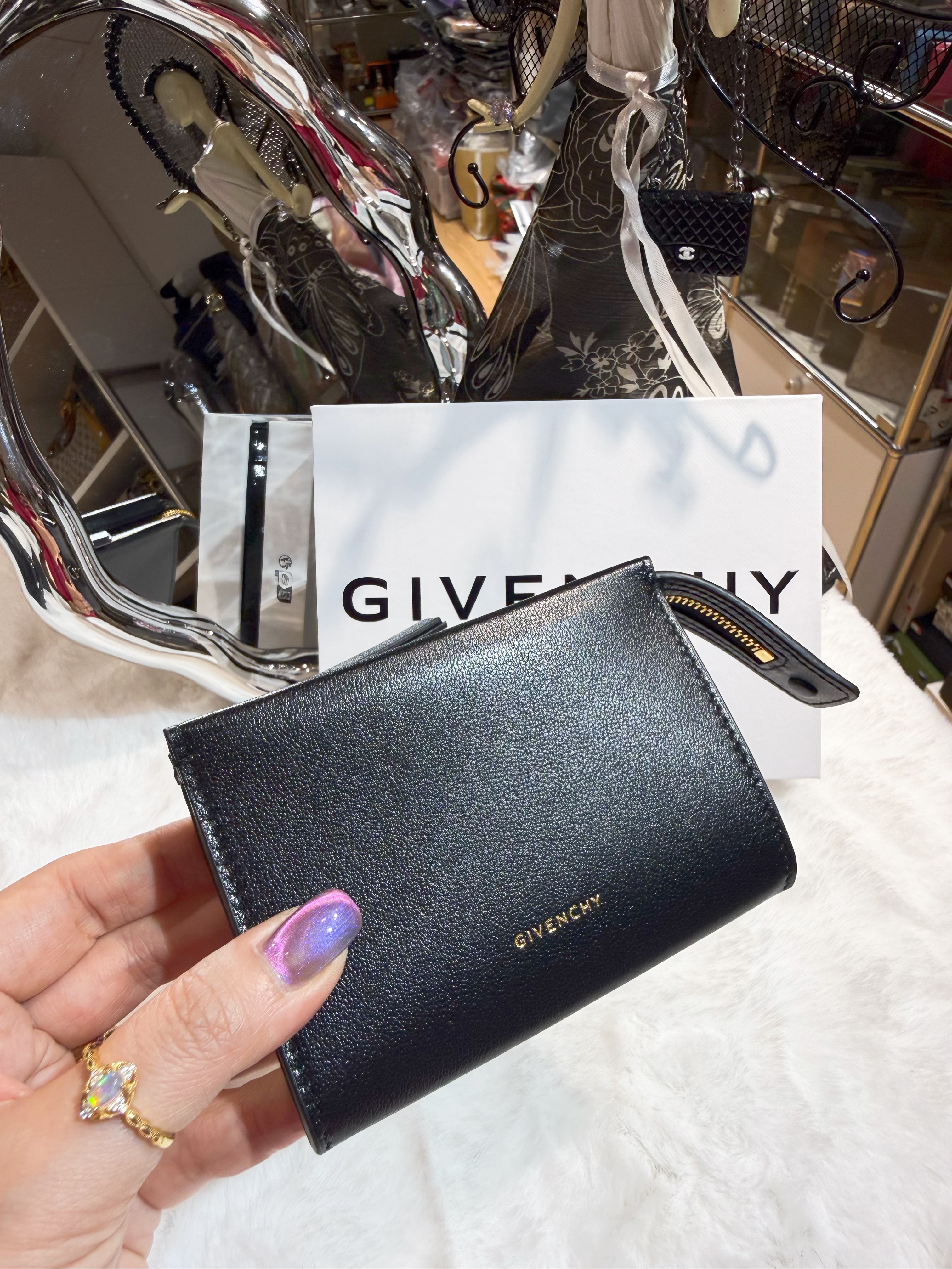 Givenchy zip card holder blk