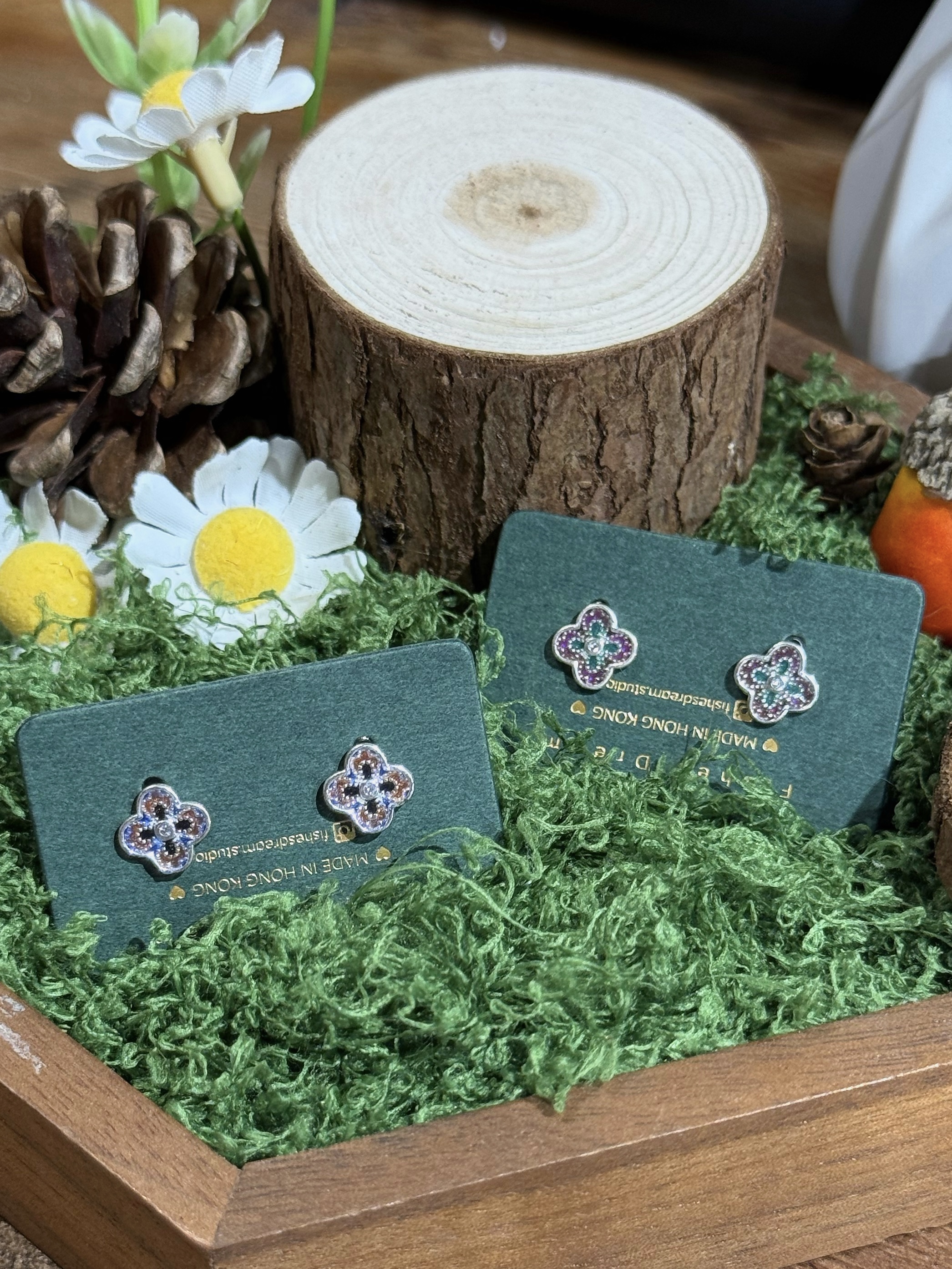 四葉花窗 Clover Window Stud Earrings | 耳釘款耳環