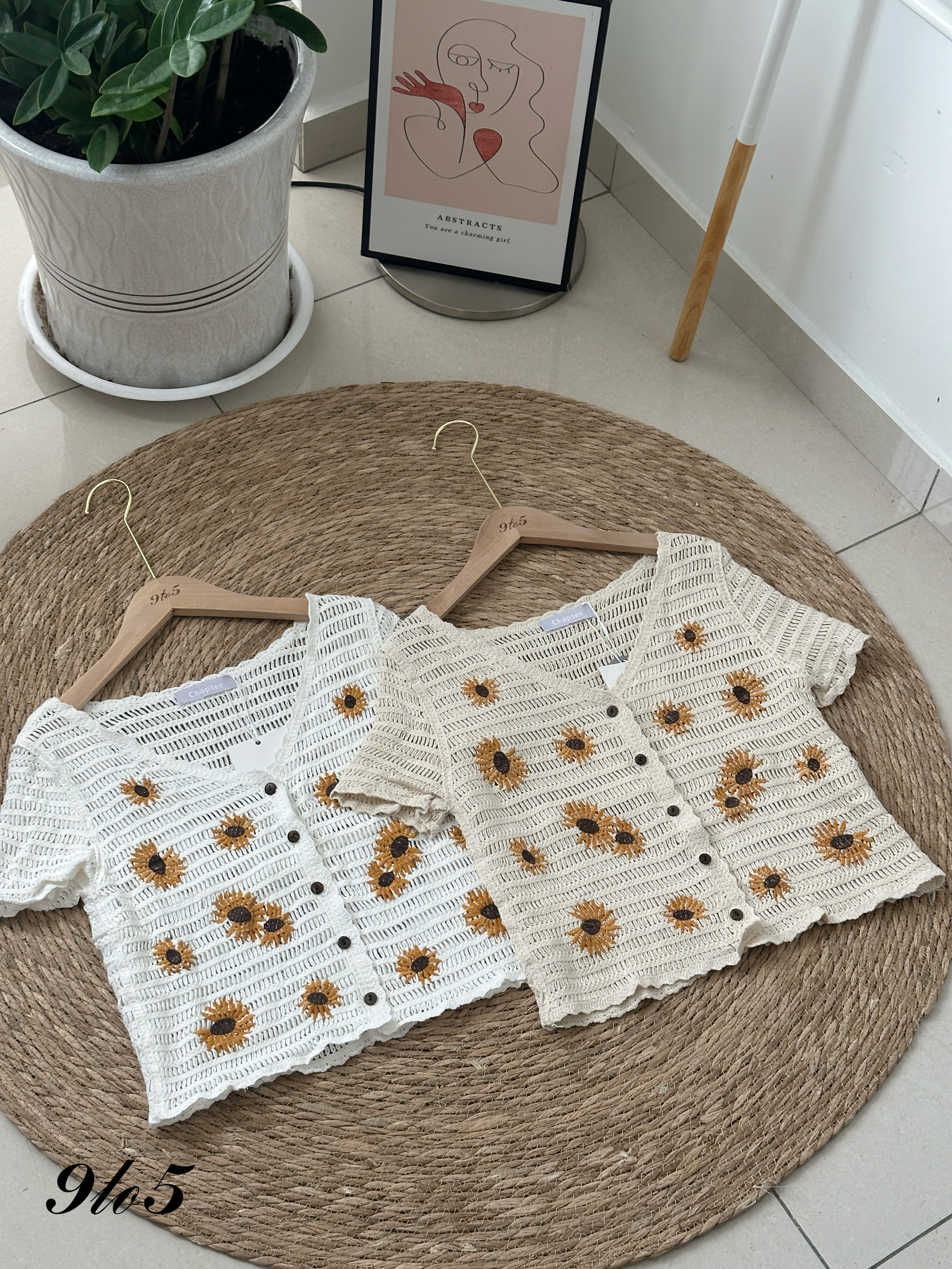 T4212 Sunflower Open-knit Cardigan - Beige & White