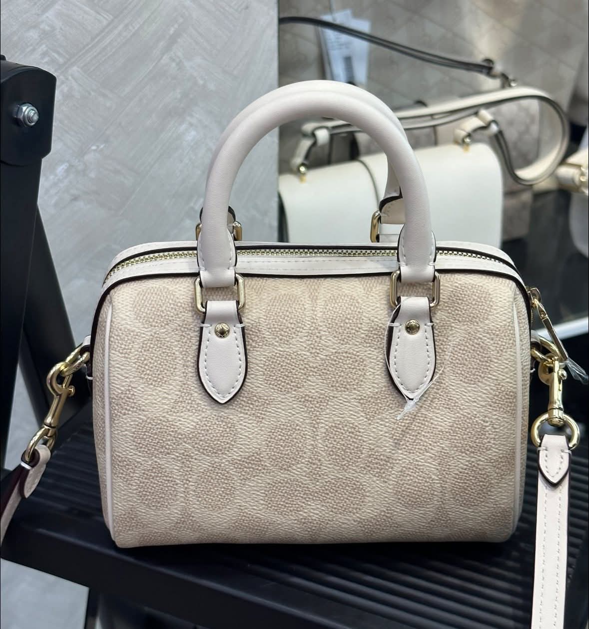 香港現貨-Coach Mini Rowan Crossbody Bag