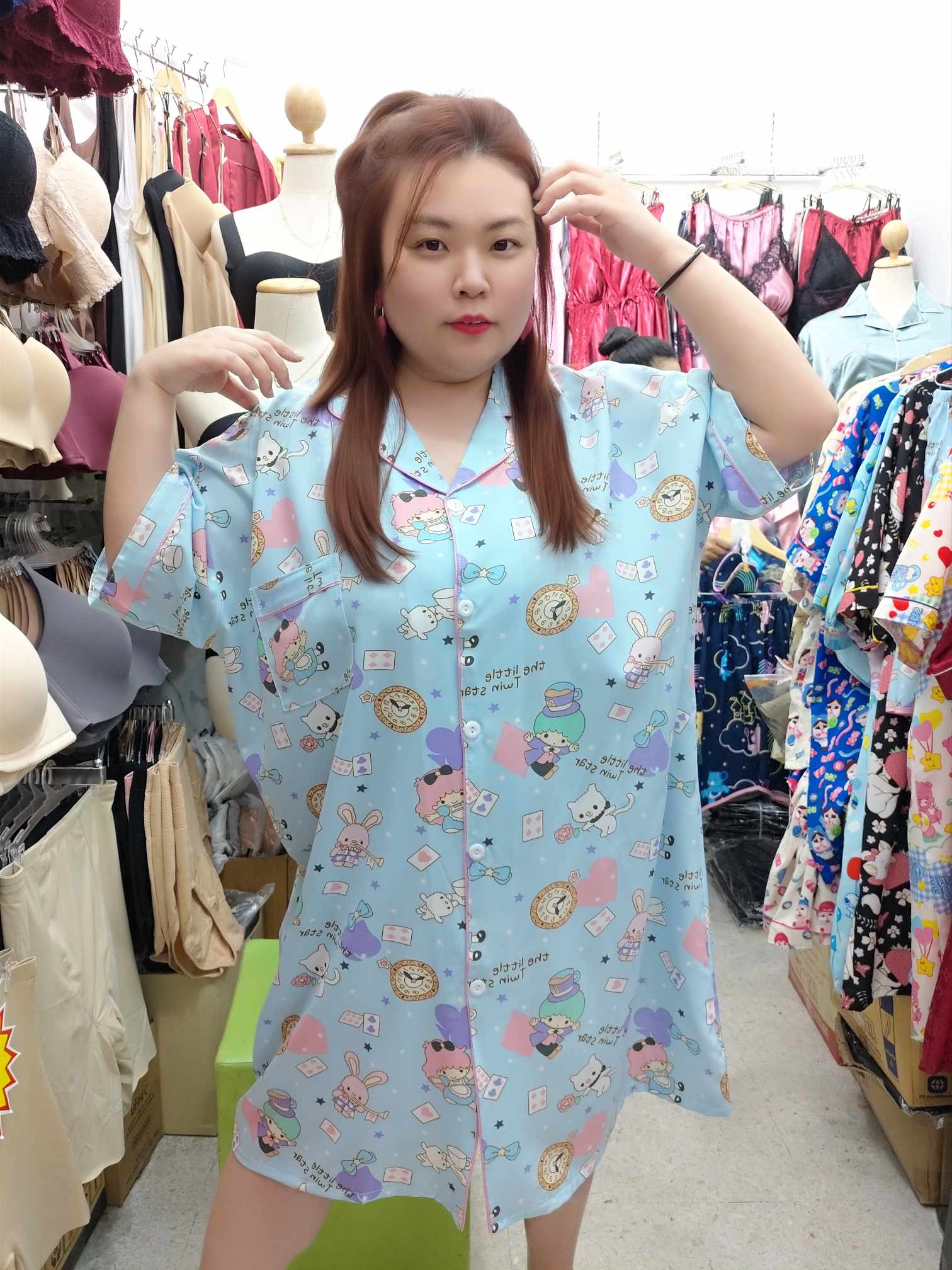 ENE19 卡通柔软滑布睡裙套装