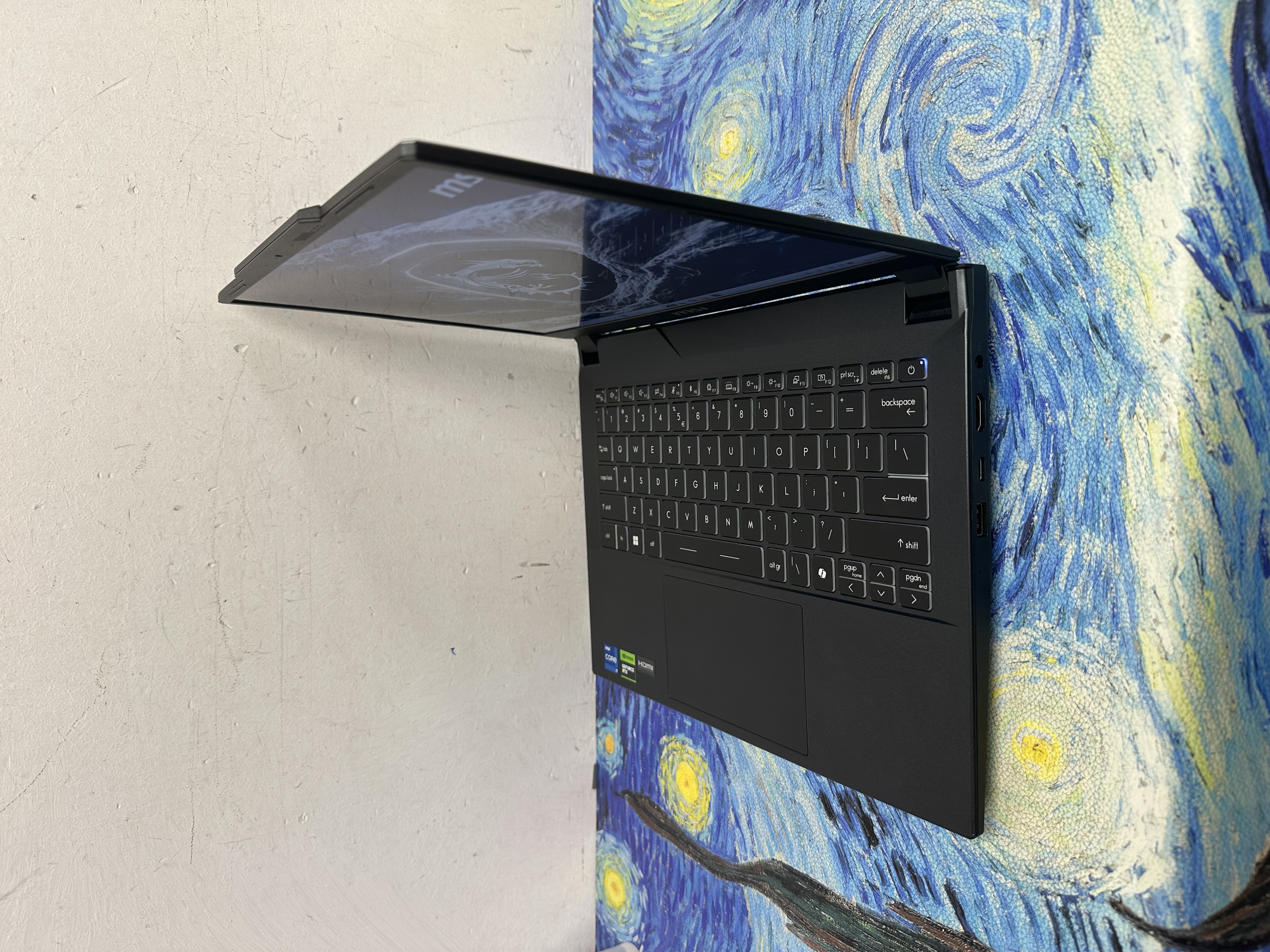 #6048 MSI  i7-13620H/16GB Ram/512GB SSD/14吋2.8K Mon/白色背光Keyboard/RTX 4050獨立顯示卡/ Gaming Laptop / Notebook / PC / Office / Work / gaming notebook / Netflix / Movie / Windows / win 11