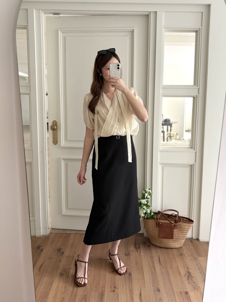 The Belted Straight Skirt (Black)