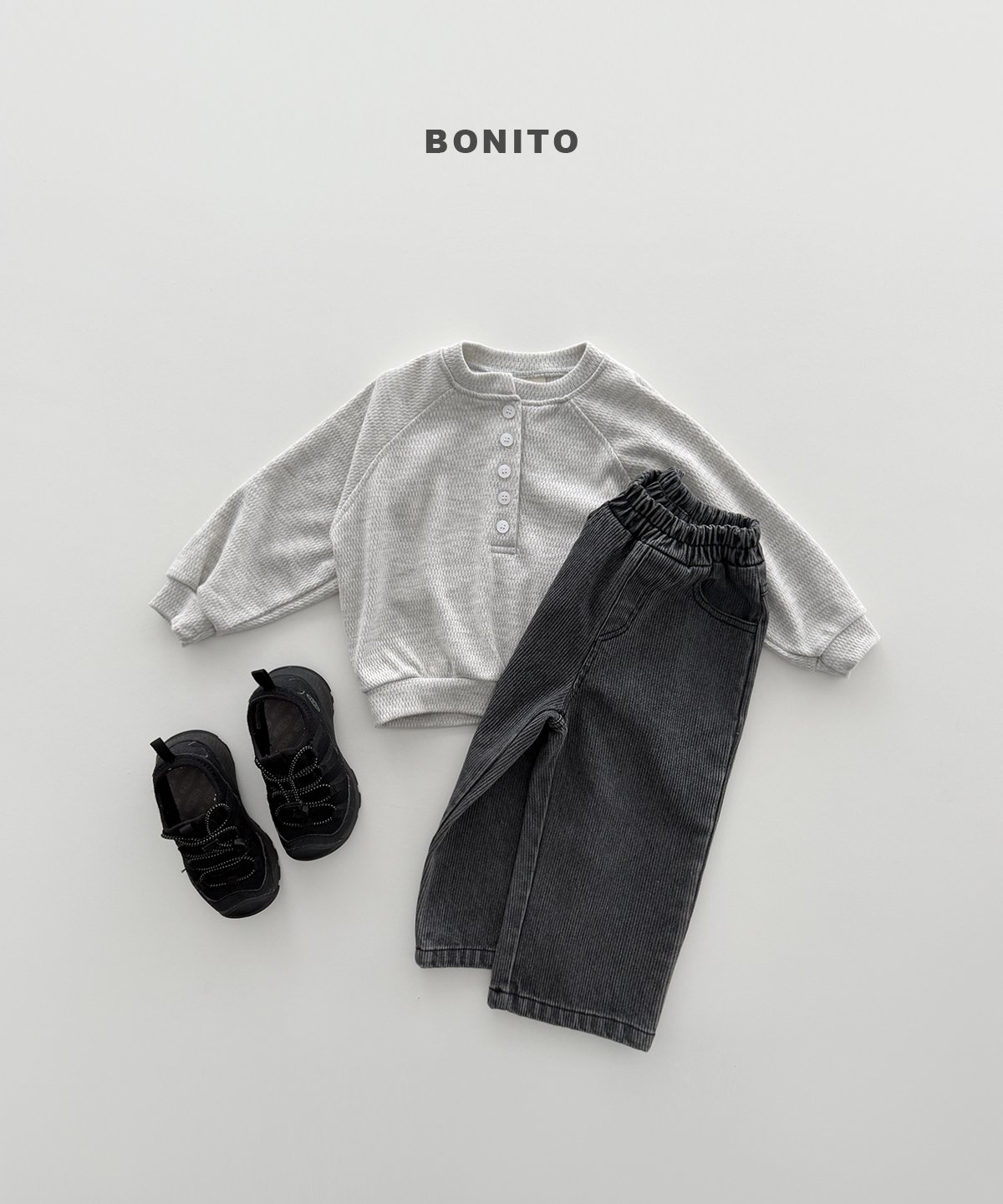BONITO Henry Neck Sweatshirt