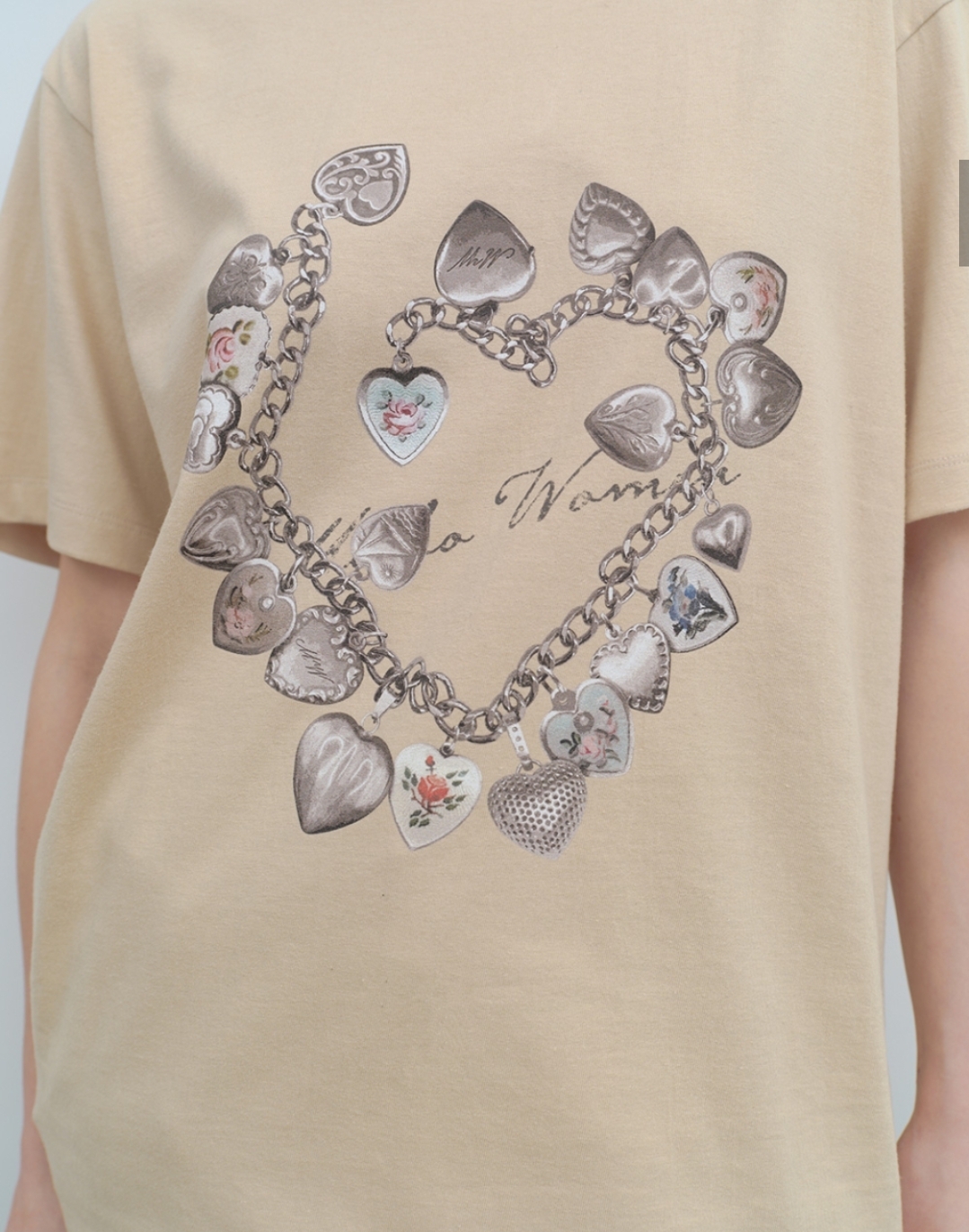 Millo Woman Vintage Pendant Tee