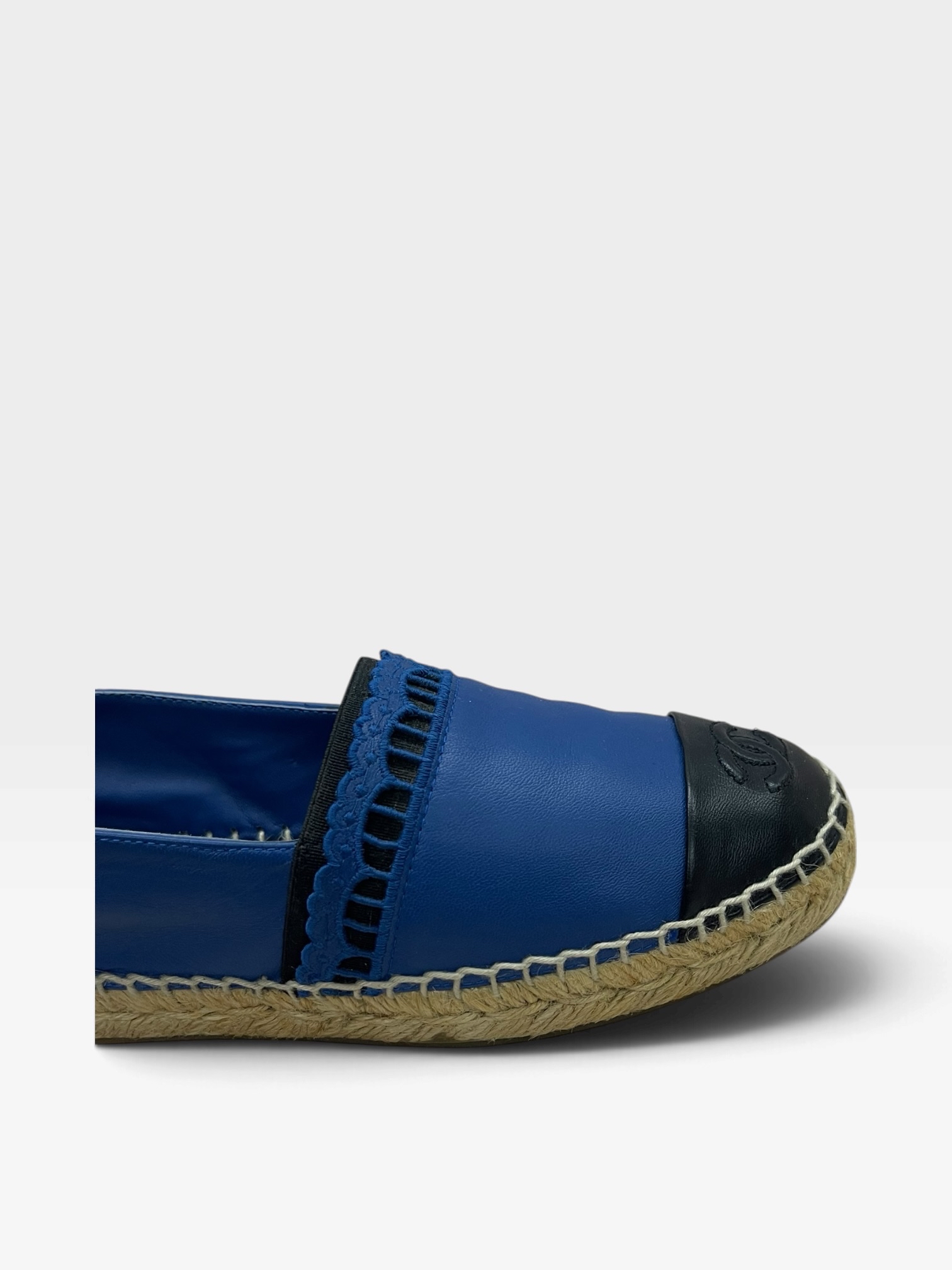 Pre-Owned Chanel Blue & Black Lambskin Espadrilles /Product Code: 102206