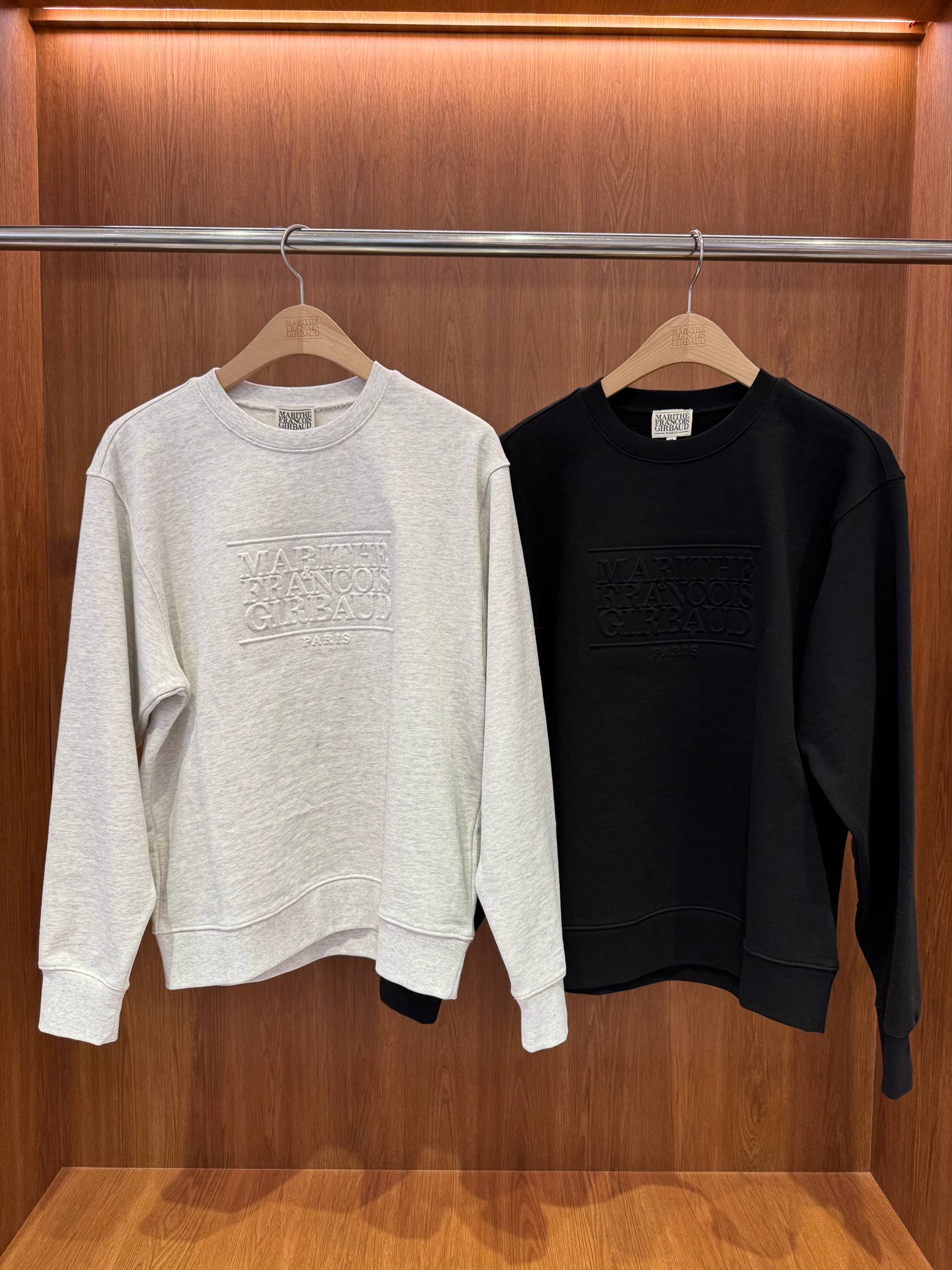 🇰🇷Marithe 长款浮雕卫衣✨