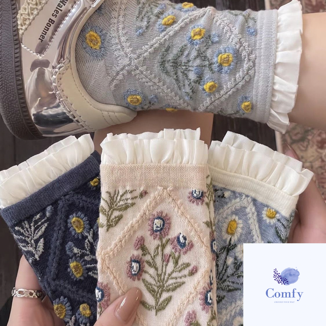 Comfy 小碎花喱士中筒襪