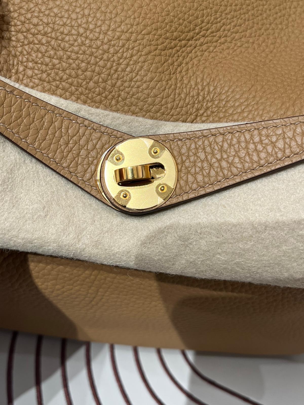 Hermes Lindy 26,餅乾金扣,STAMP Z  TC粒粒牛皮 100%Authentic ,98%new ✅收據✅dust bag✅box 