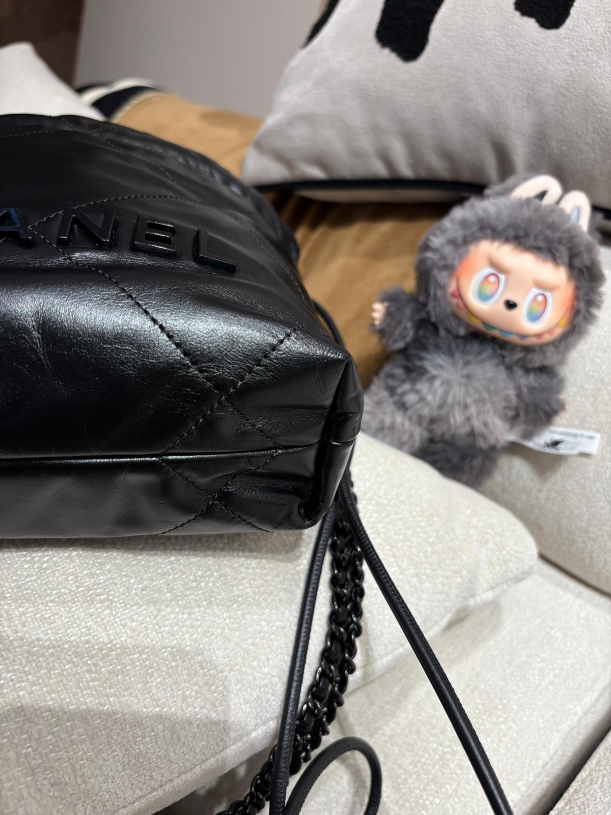 Chanel 22 Mini So Black Calfskin 100%Authentic, 98%New ✅收據副本✅晶片✅Dust bag✅Box
