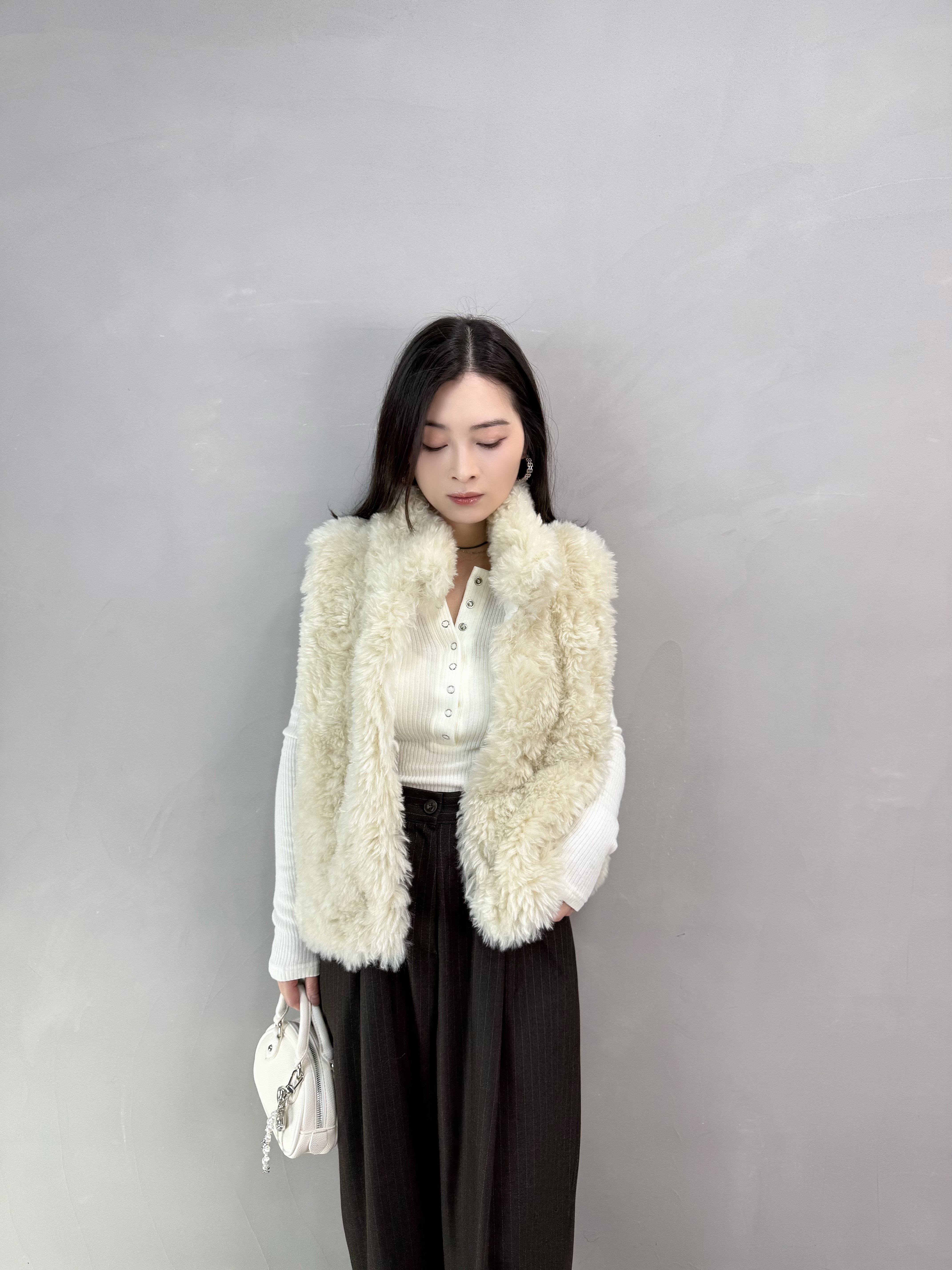 F66 啪鈕暗紋超彈Tee