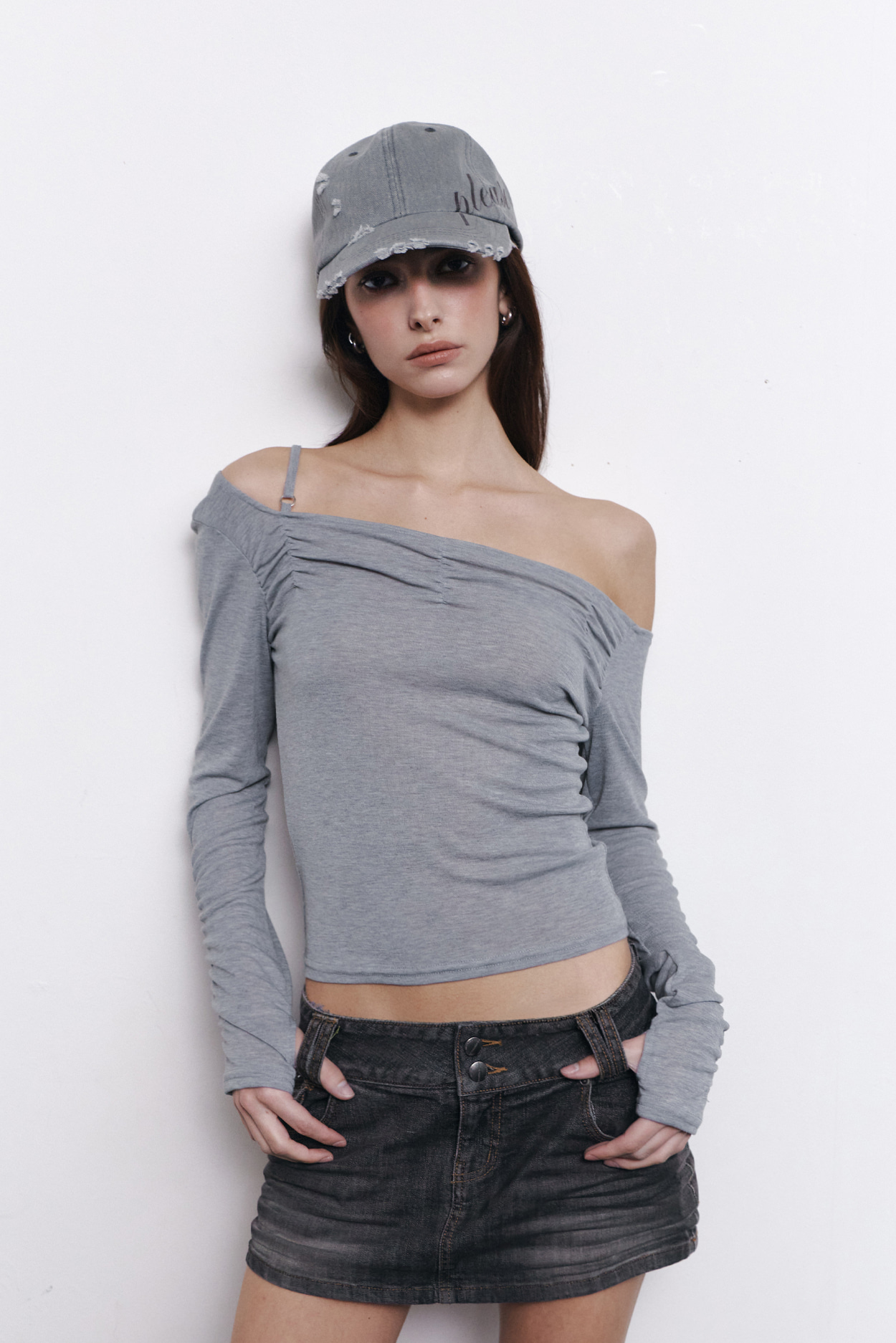pleaseNOFOLLOW - Halo Unbal Shirring Long Sleeve Top (Melange Grey)