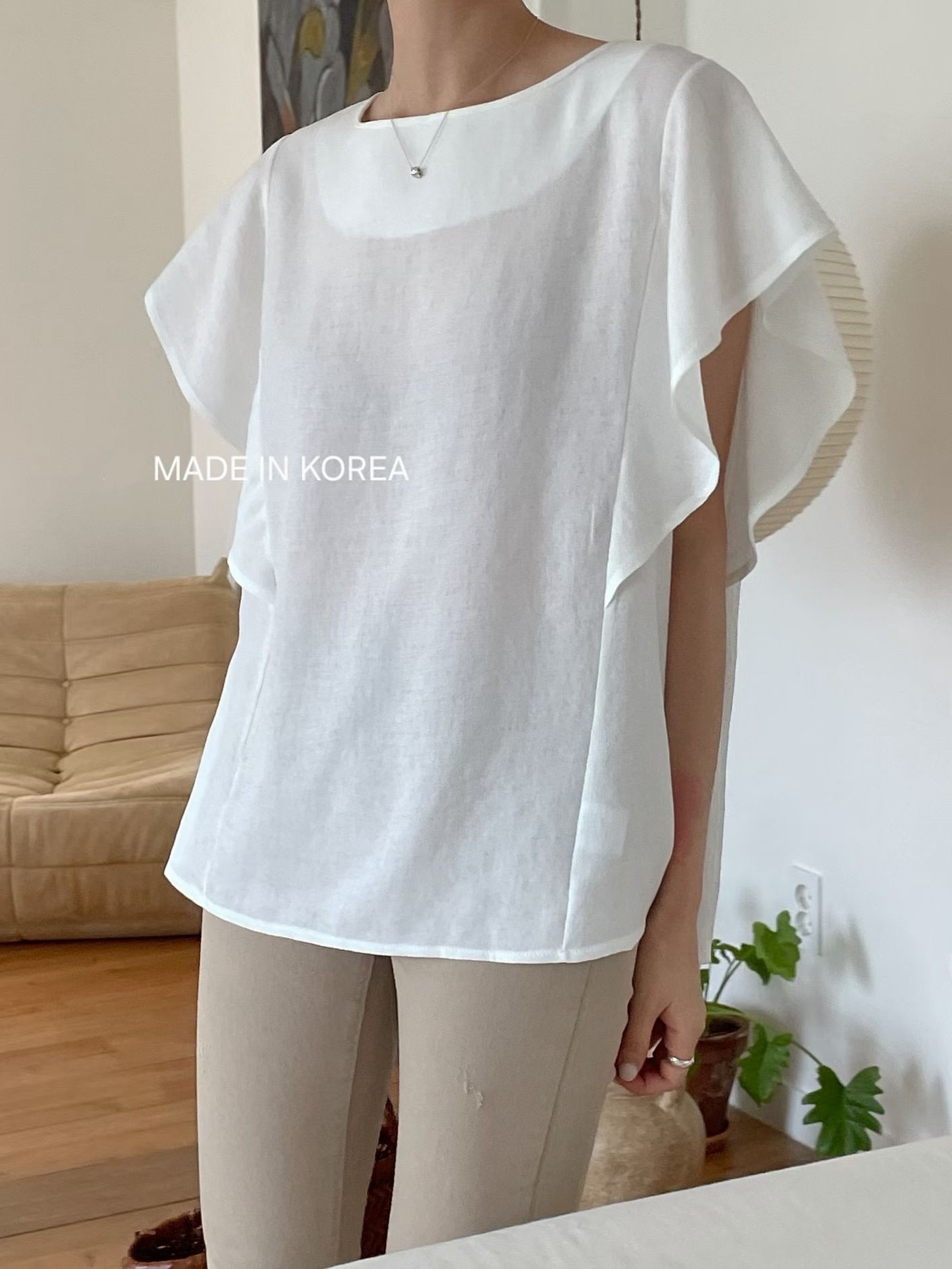 G6277 韓國🇰🇷ruffle後蝴蝶top