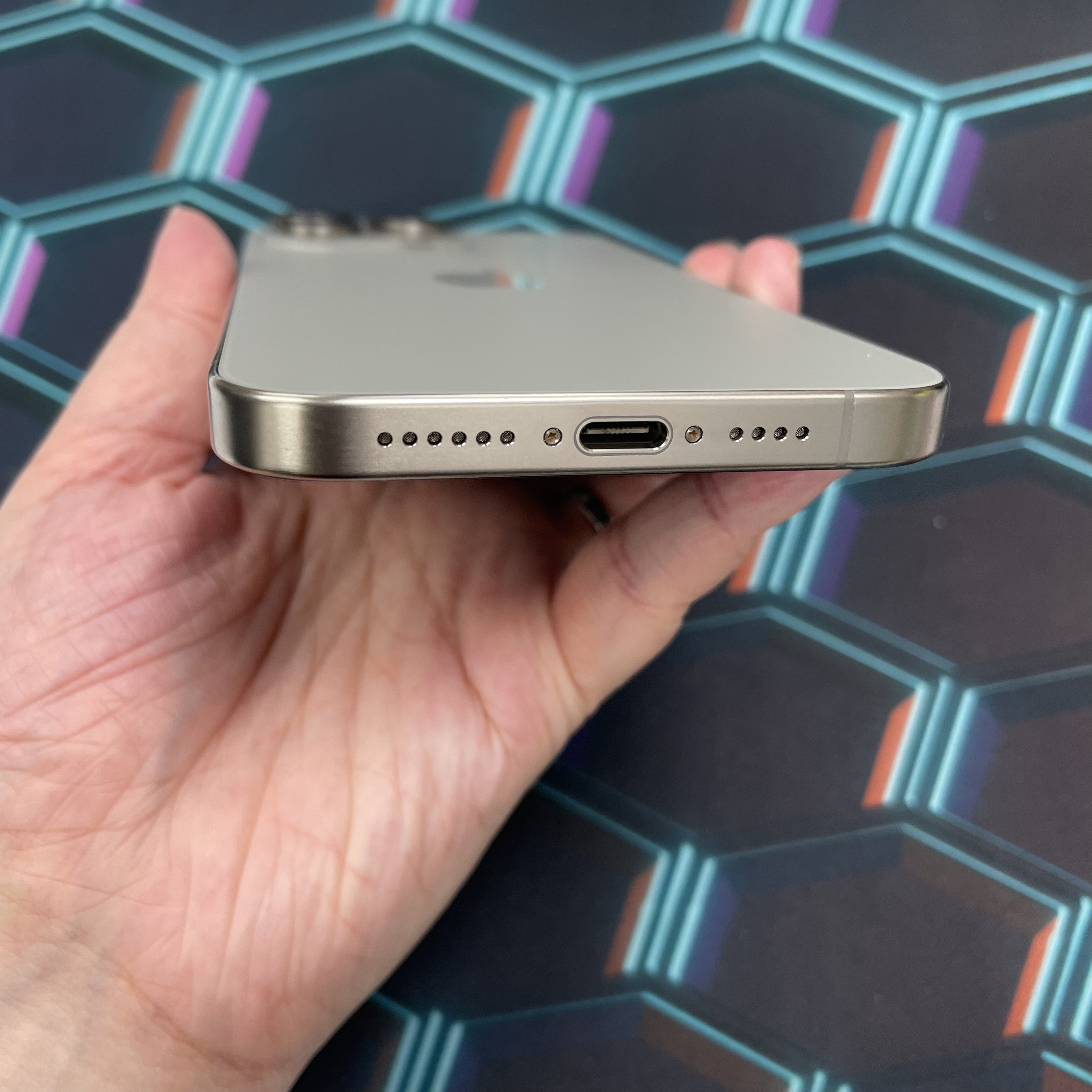 *6188 15 Promax 完美機 256GB 電100 原色 gray