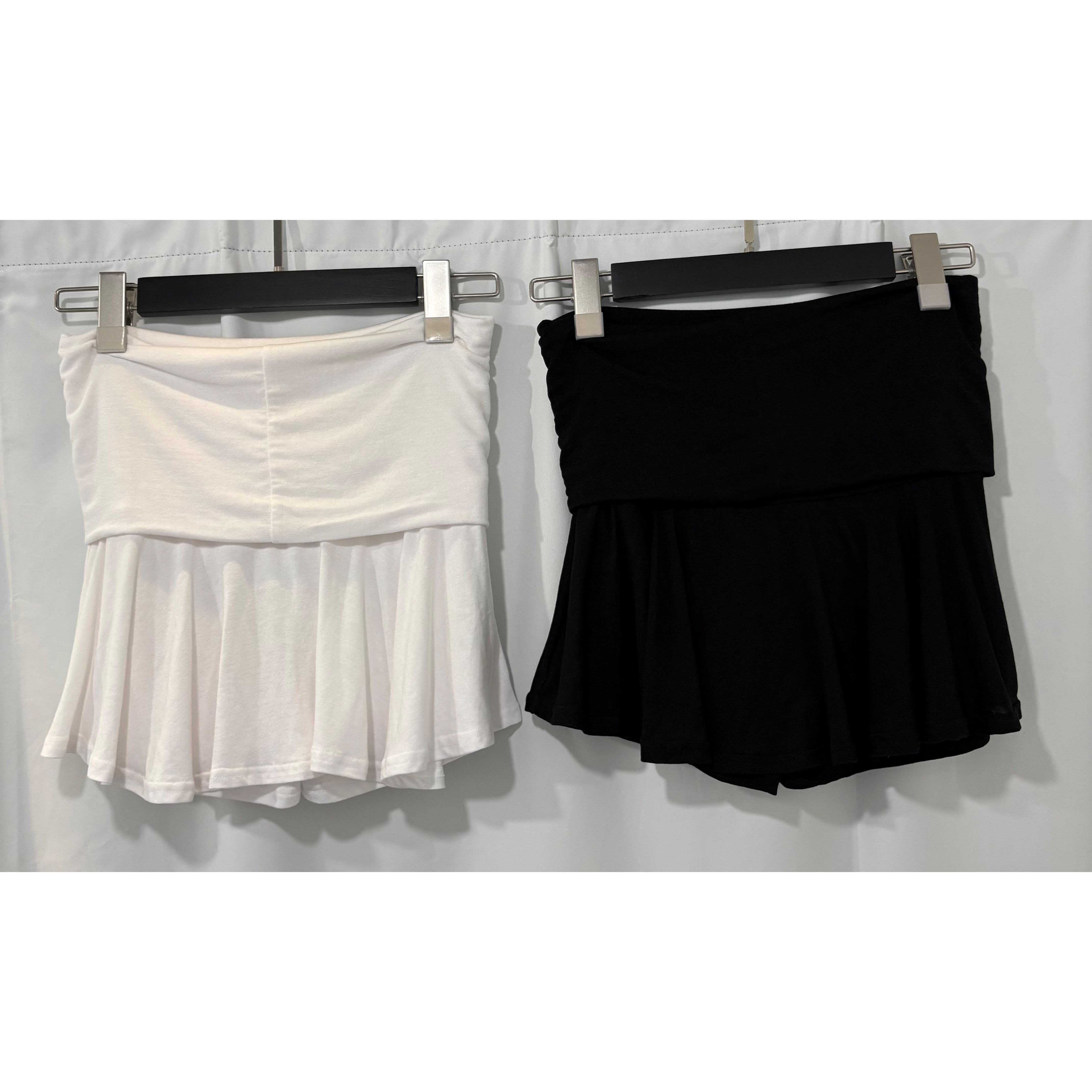 優惠價7月8截🩶2607C《RUCHED ACUT SKPT》