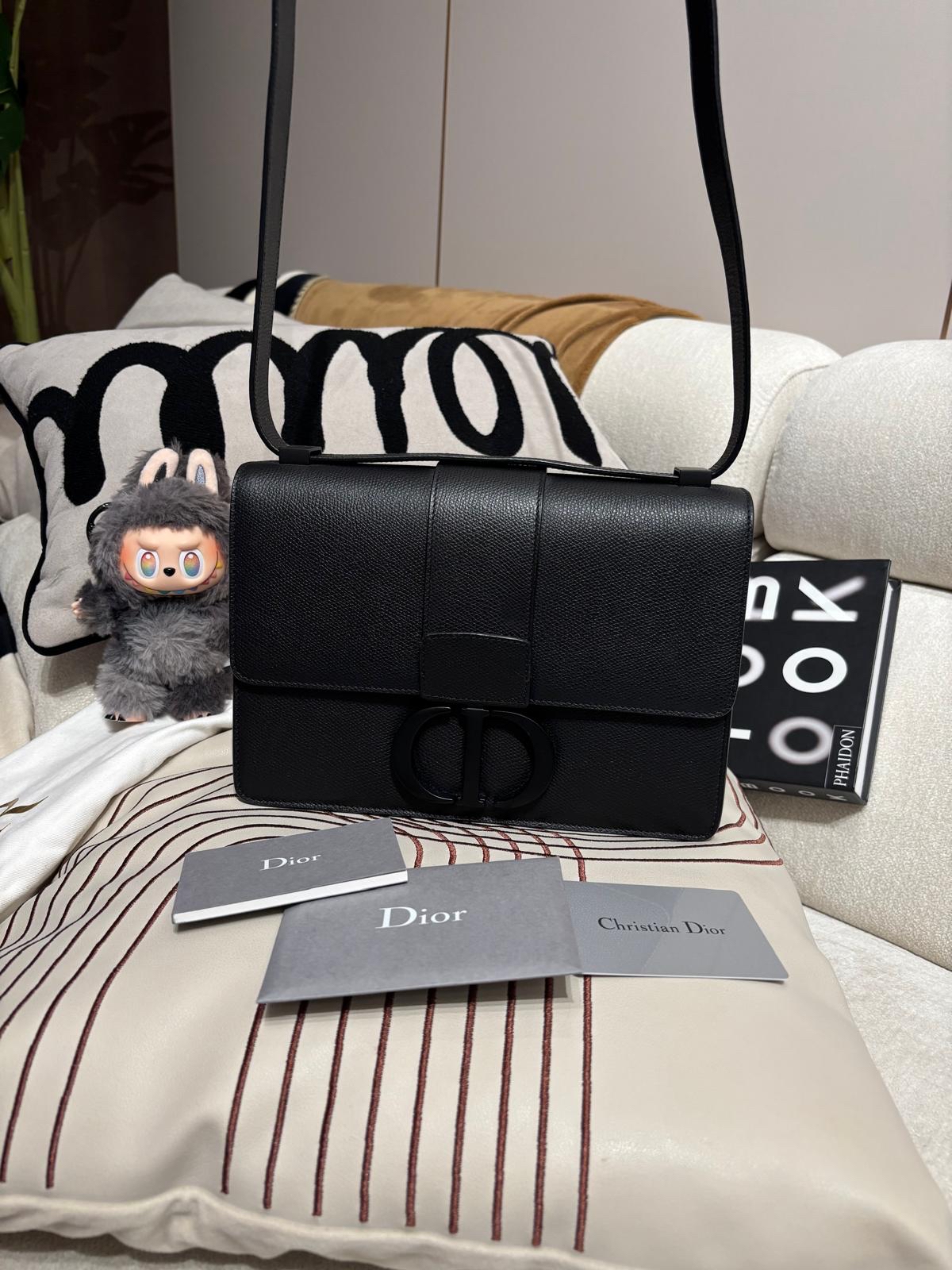 未使用品 Dior 30 Montaigne so black 粒面牛皮 100%Authentic ,未使用品  ✅ certificate ✅塵袋✅BOX