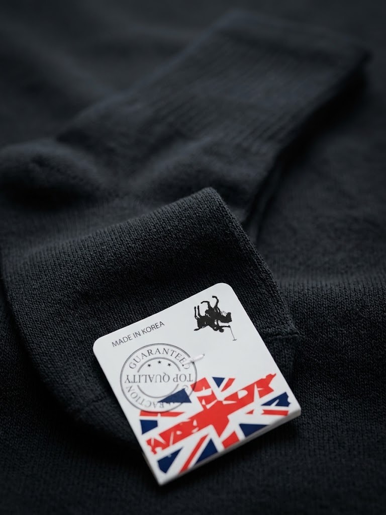 Korean Solid Black Men's Crew Socks