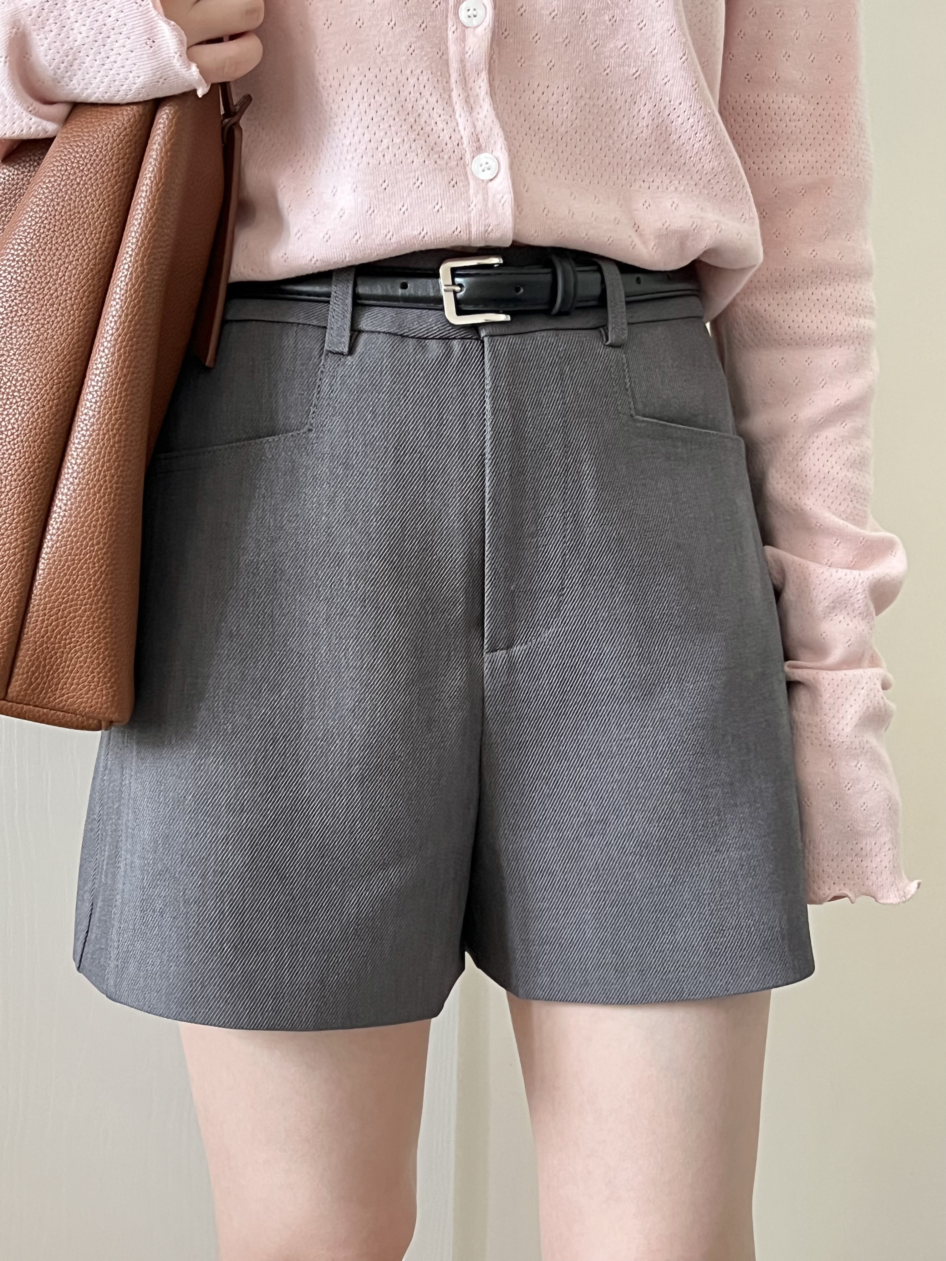 A cut俐落短褲 送皮帶 百搭不易皺
