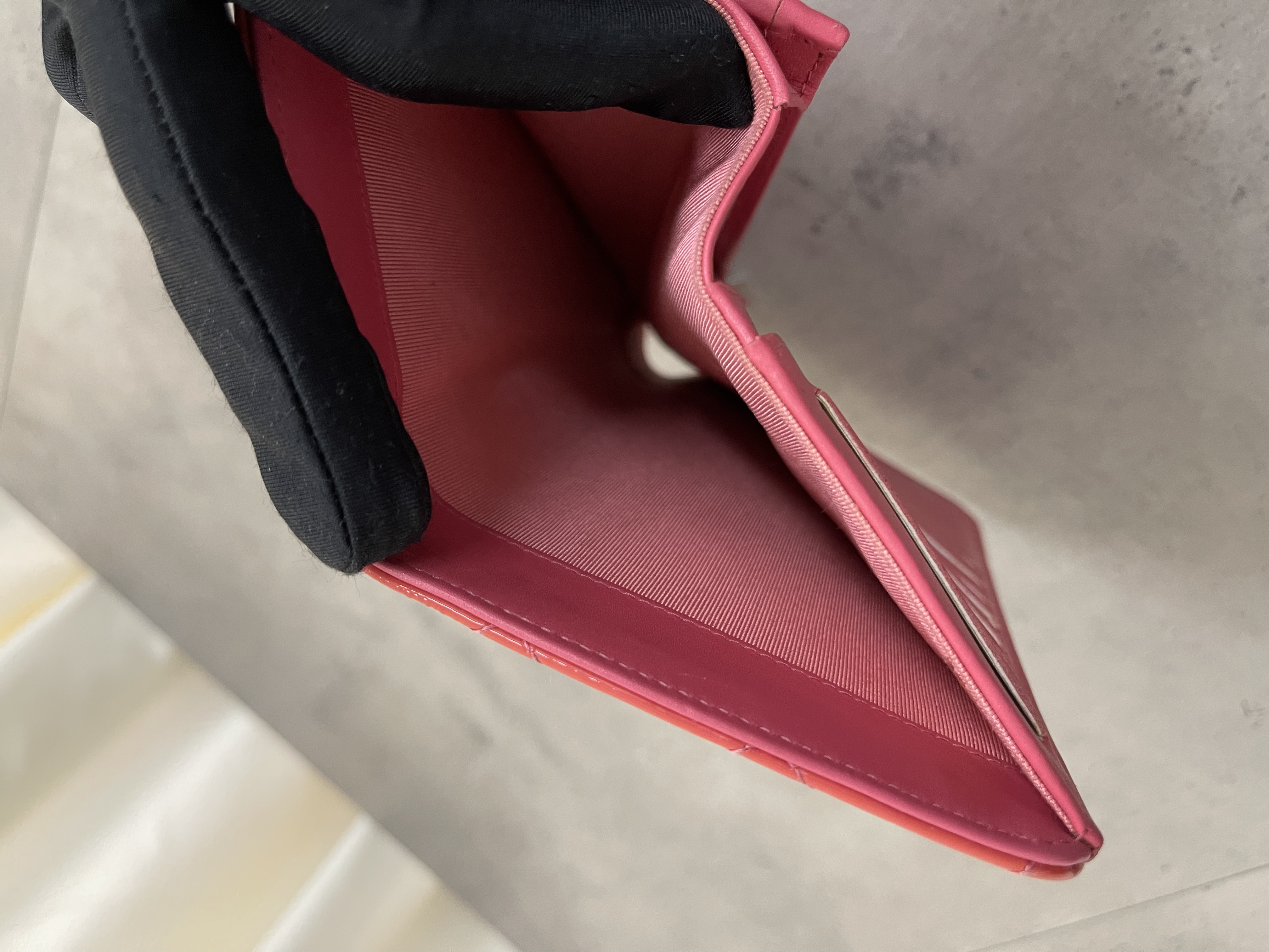 Pre-owned Chanel wallet/ Product Code: 26012509