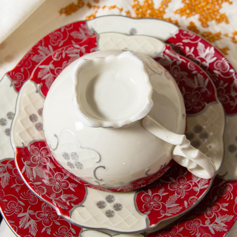 Vintage c.a. 1950s Unmarked Handpainted Floral Shape Red & Ivory Tea Set Trio from Germany (CB058)