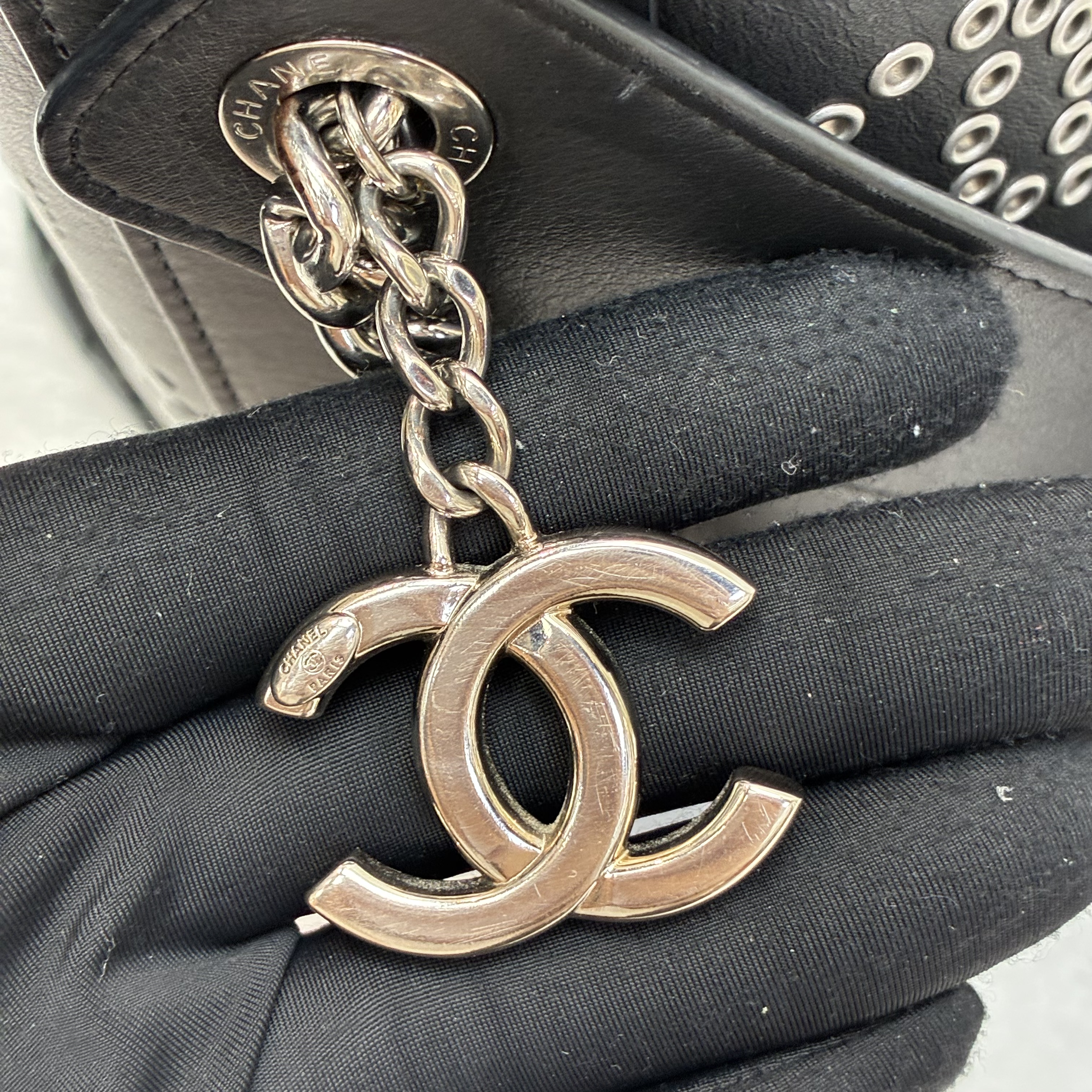 Chanel Small Perforated Calfskin Logo Eyelet Bucket Bag 香奈兒黑色穿孔小牛皮logo眼孔水桶包