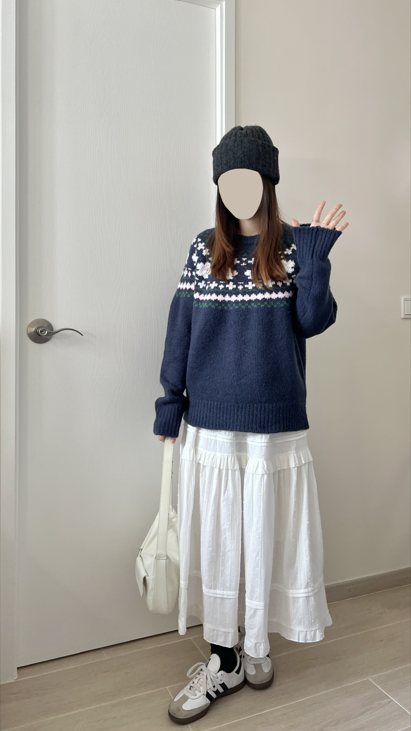 氛圍感圖騰冷衫 現貨