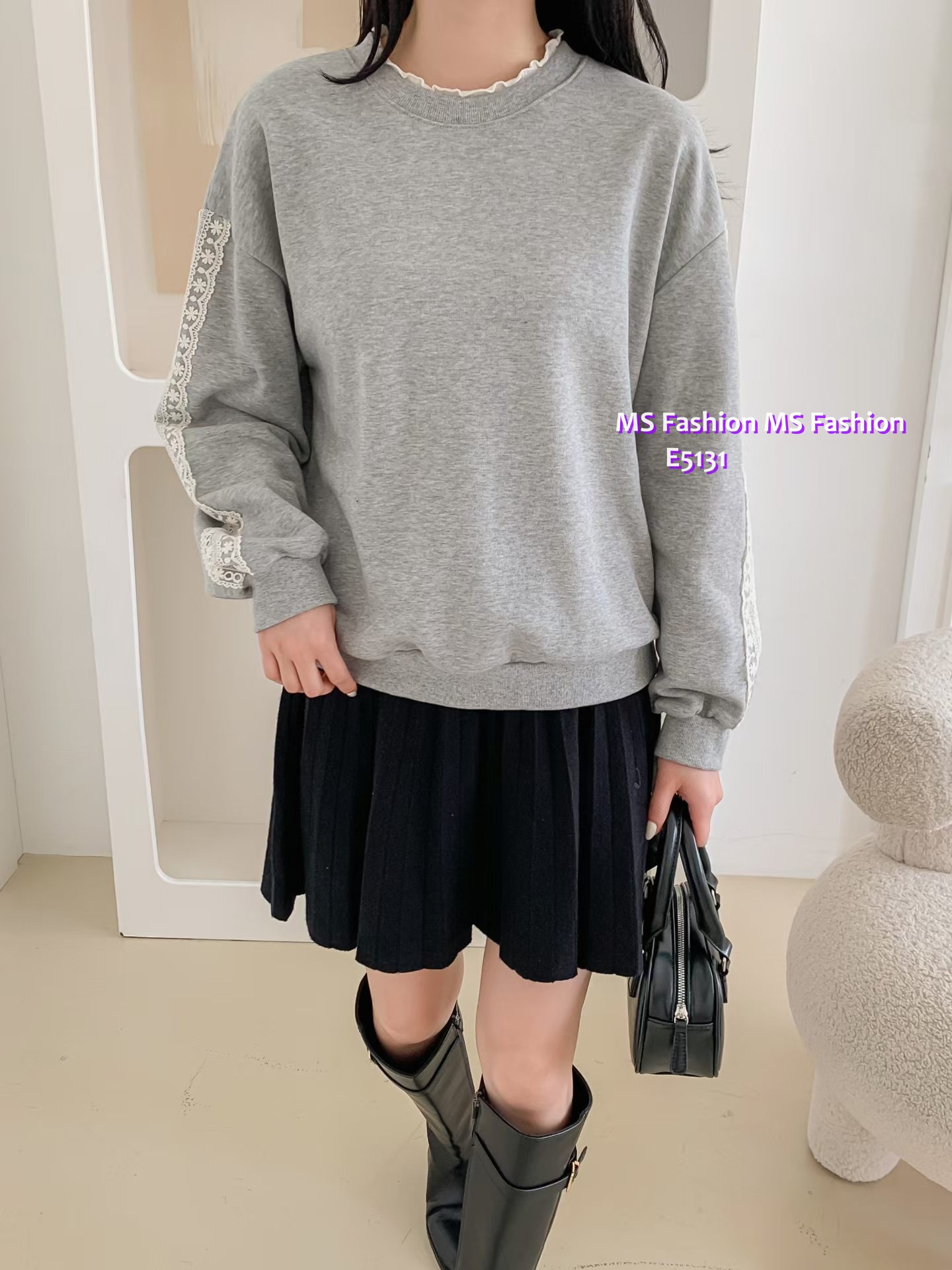 E5131 波浪領lace袖top