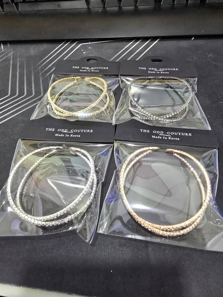 Grand Cercle Élégant Bangle