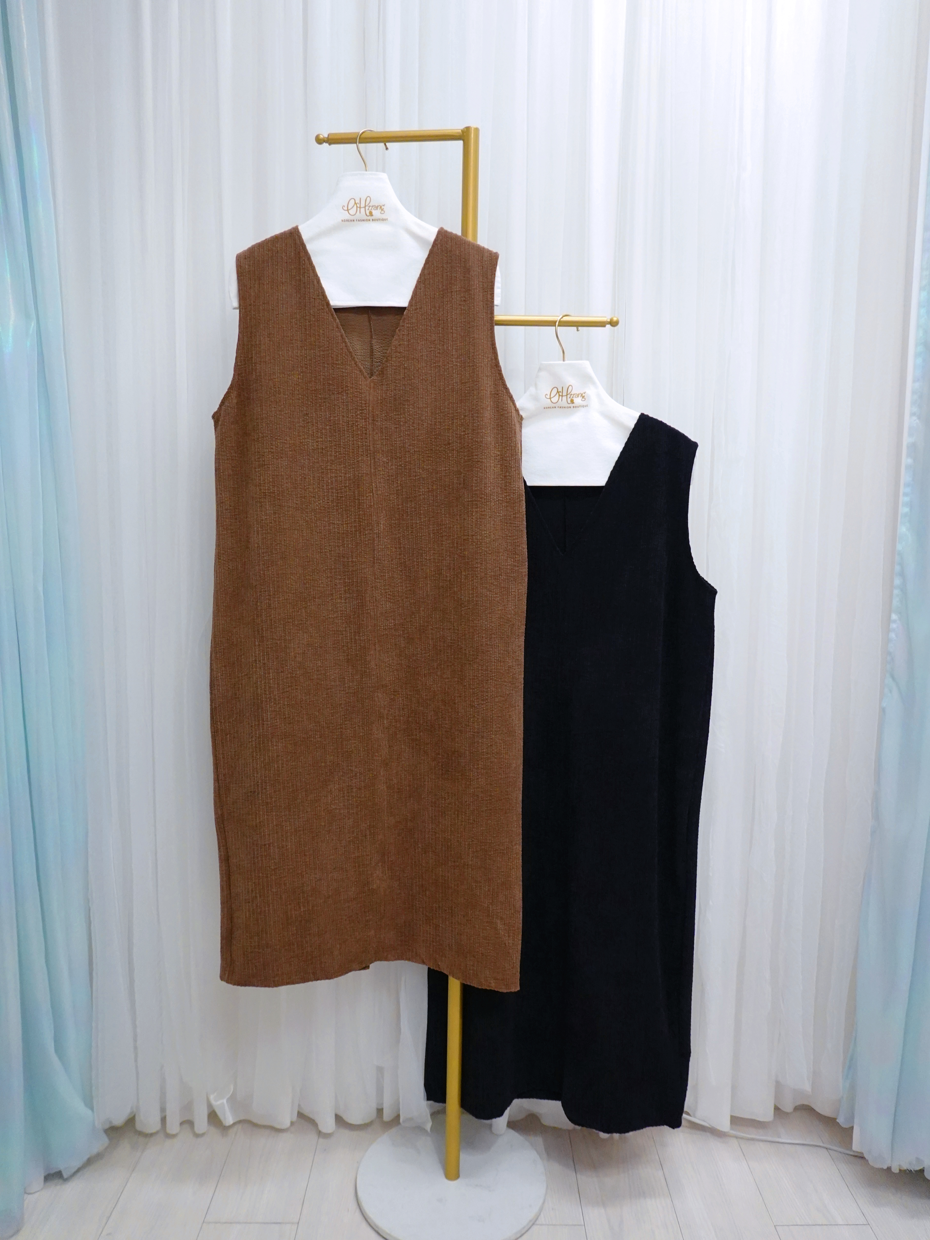 OPS02_11 V領坑紋直身背心OPS (2色)