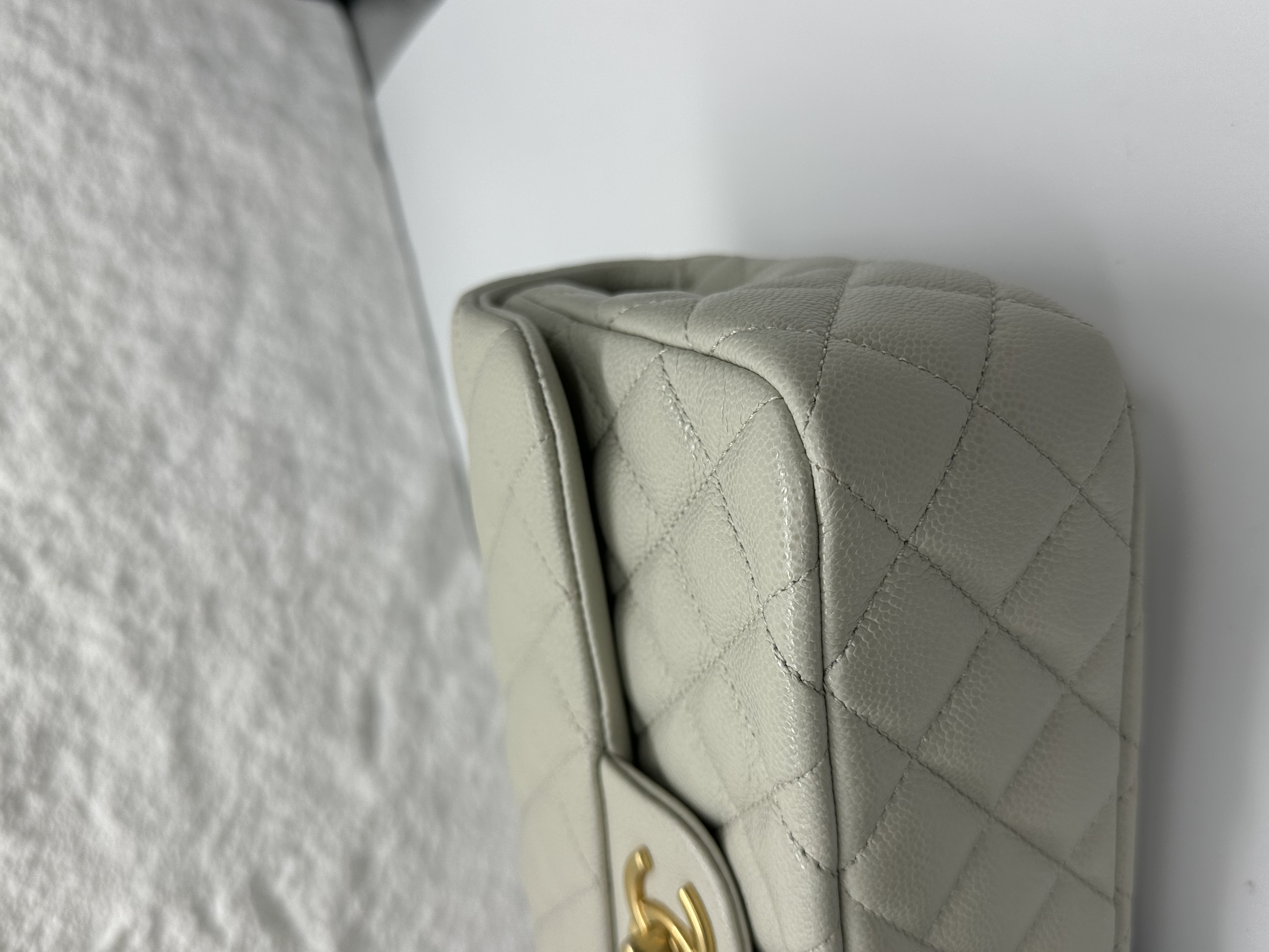 直播貨品 |  [1個-$100 2個-$300］FF15