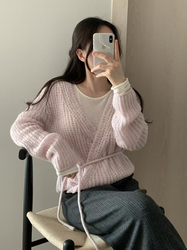 【溫柔氣質】粗冷交叉修腰針織上衣