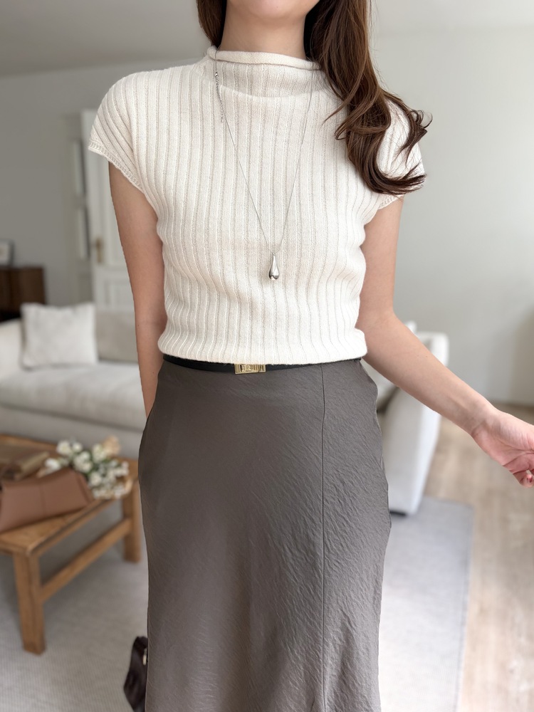Soft Tones Cashmere Knit (Ivory)