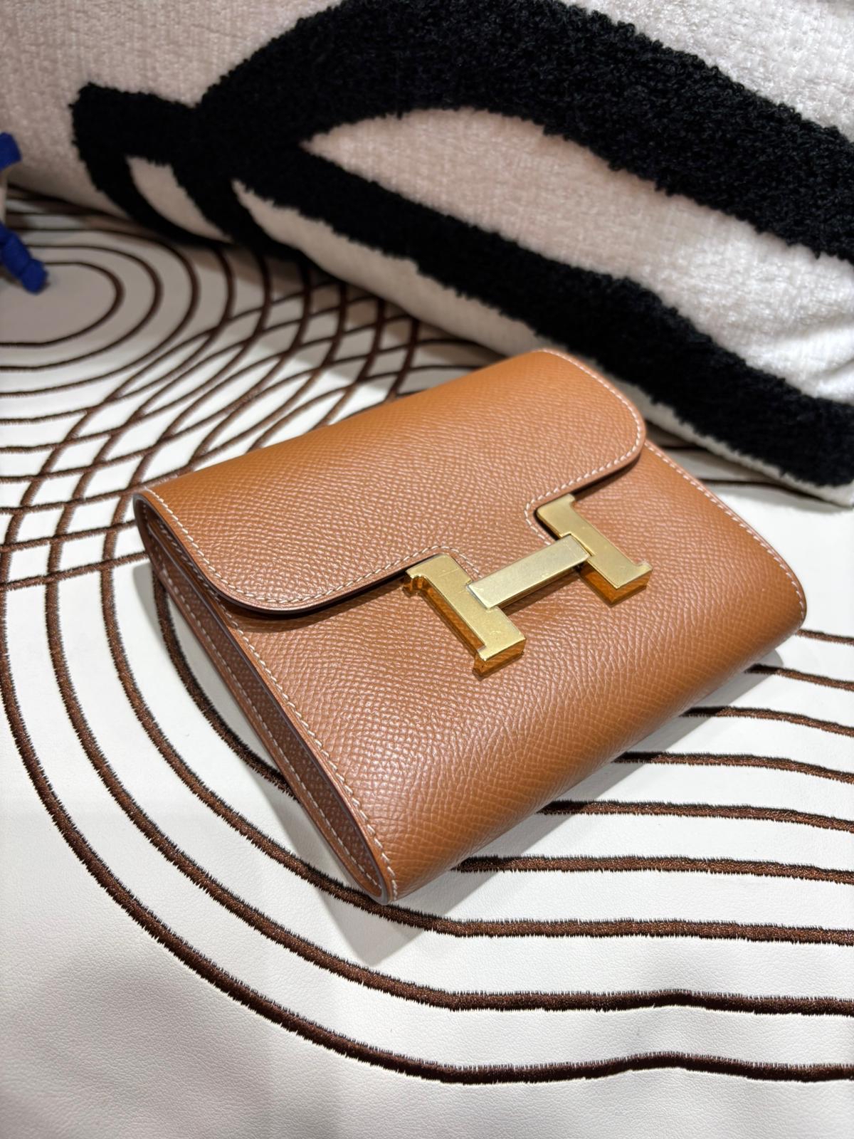 Hermes Constance wallet STAMP Y 金金Epsom 牛皮 100%Authentic ,98%new✅box 