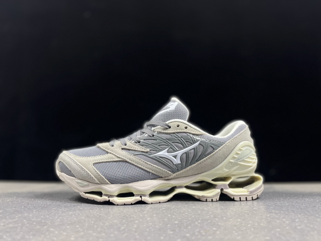 Mizuno Wave Prophecy LS 