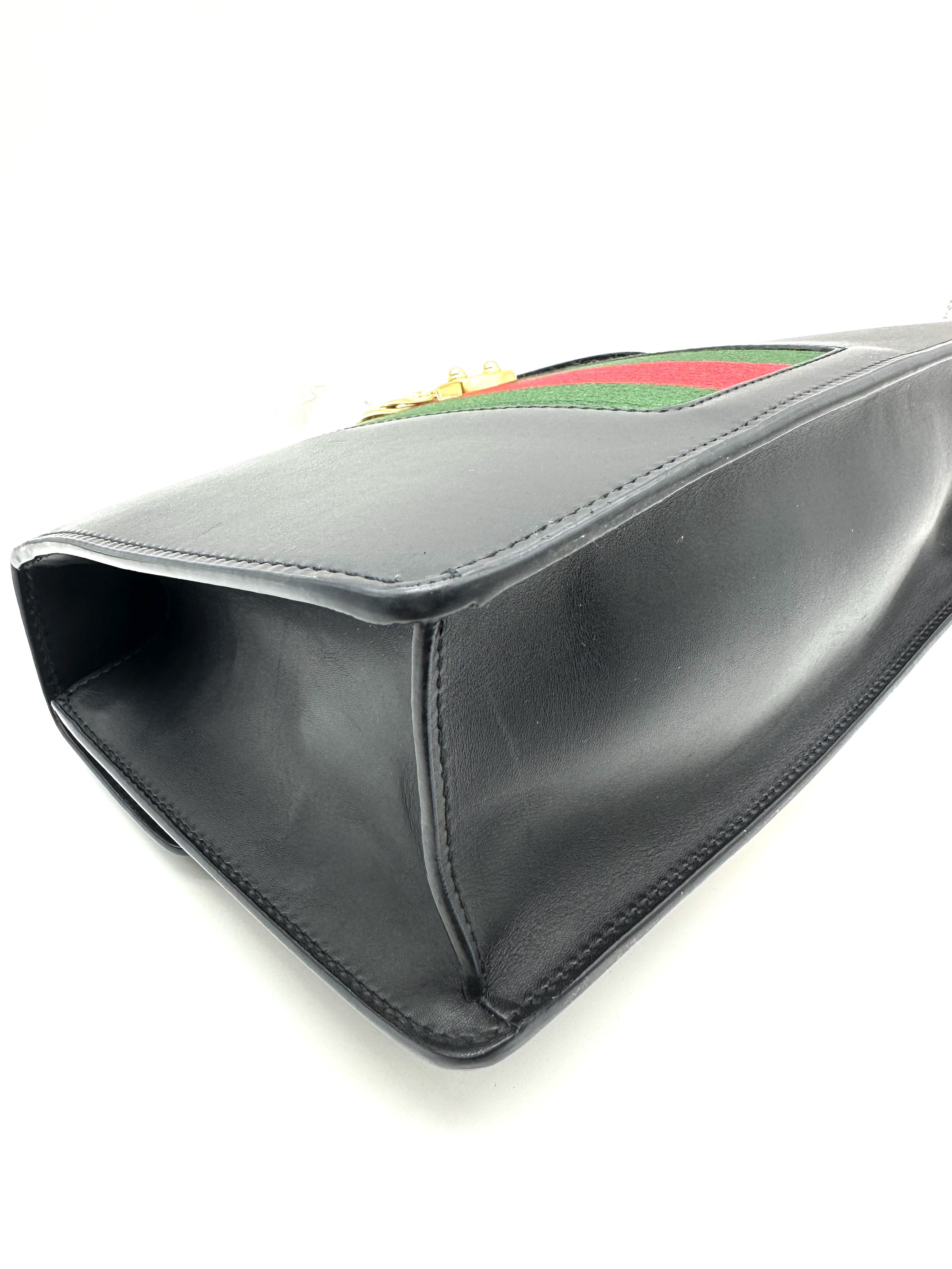 Pre-owned Gucci Sylvie Webline Shoulder Bag / Product code: 26032004